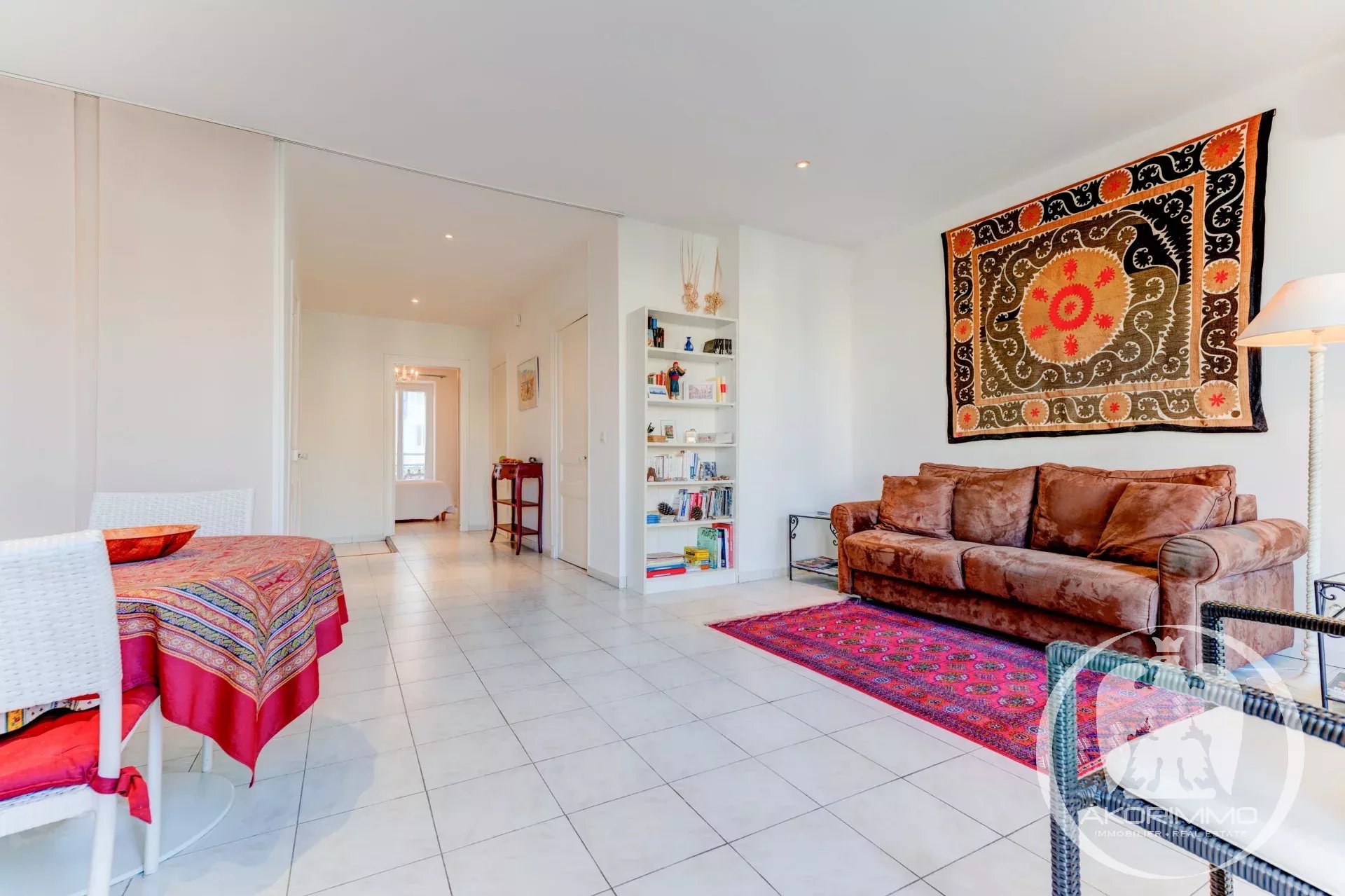 Apartamento  - 3 piezas  - 85.0 m2 -  650.000 € - A la venta