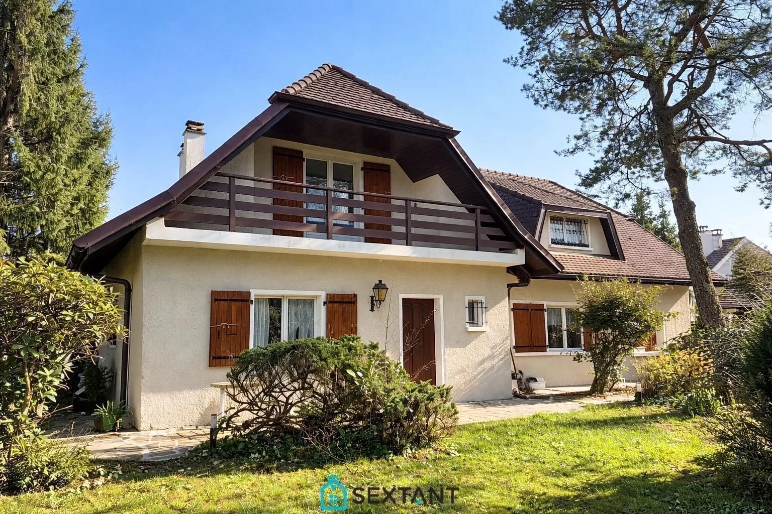 DIVONNE-LES-BAINS (01220) - Propriété d'exception avec vue panoramique sur le Mont-Blanc - 1 249 000 €