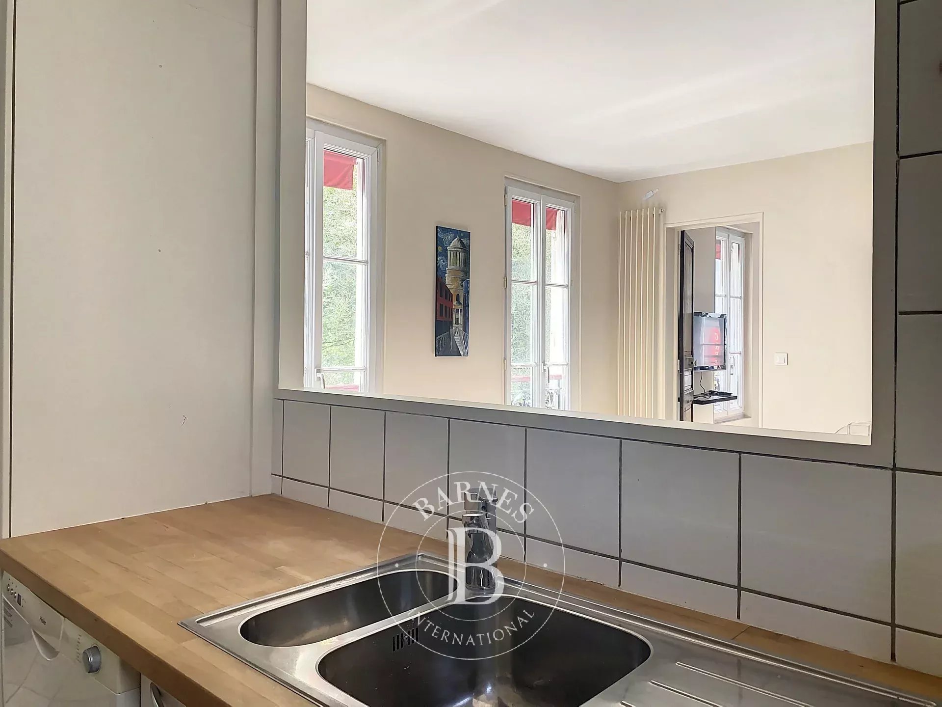 Daire Paris 18ème - picture 13