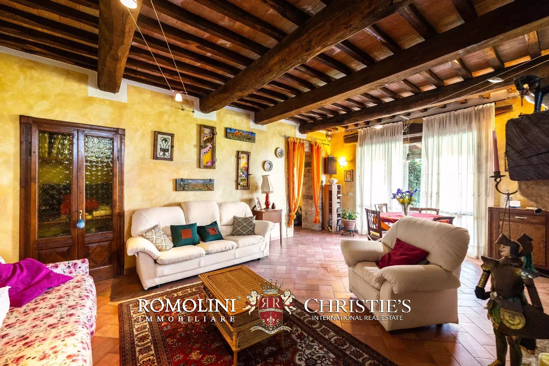 6 Bedroom Villa/Townhouse's Image 26
