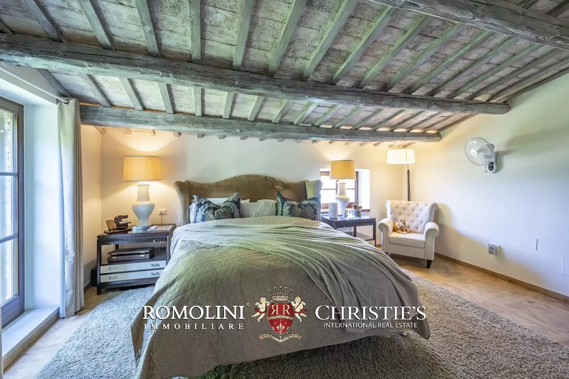 4 Bedroom Villa/Townhouse's Image 46