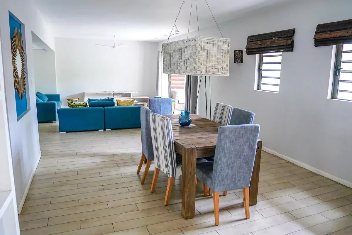 Tamarin - Modern 3 bedroom garden apartment - photo 3