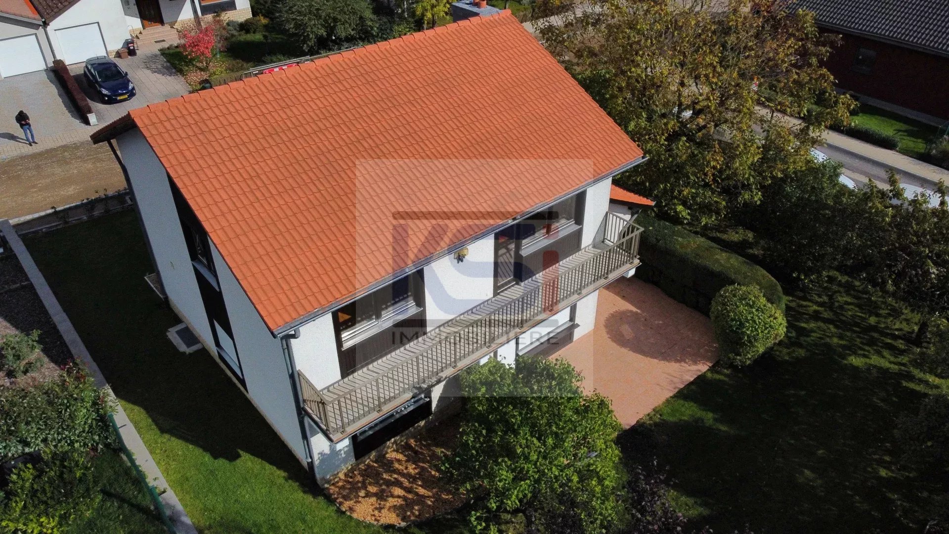 Maison spacieuse avec jardin à Gonderange