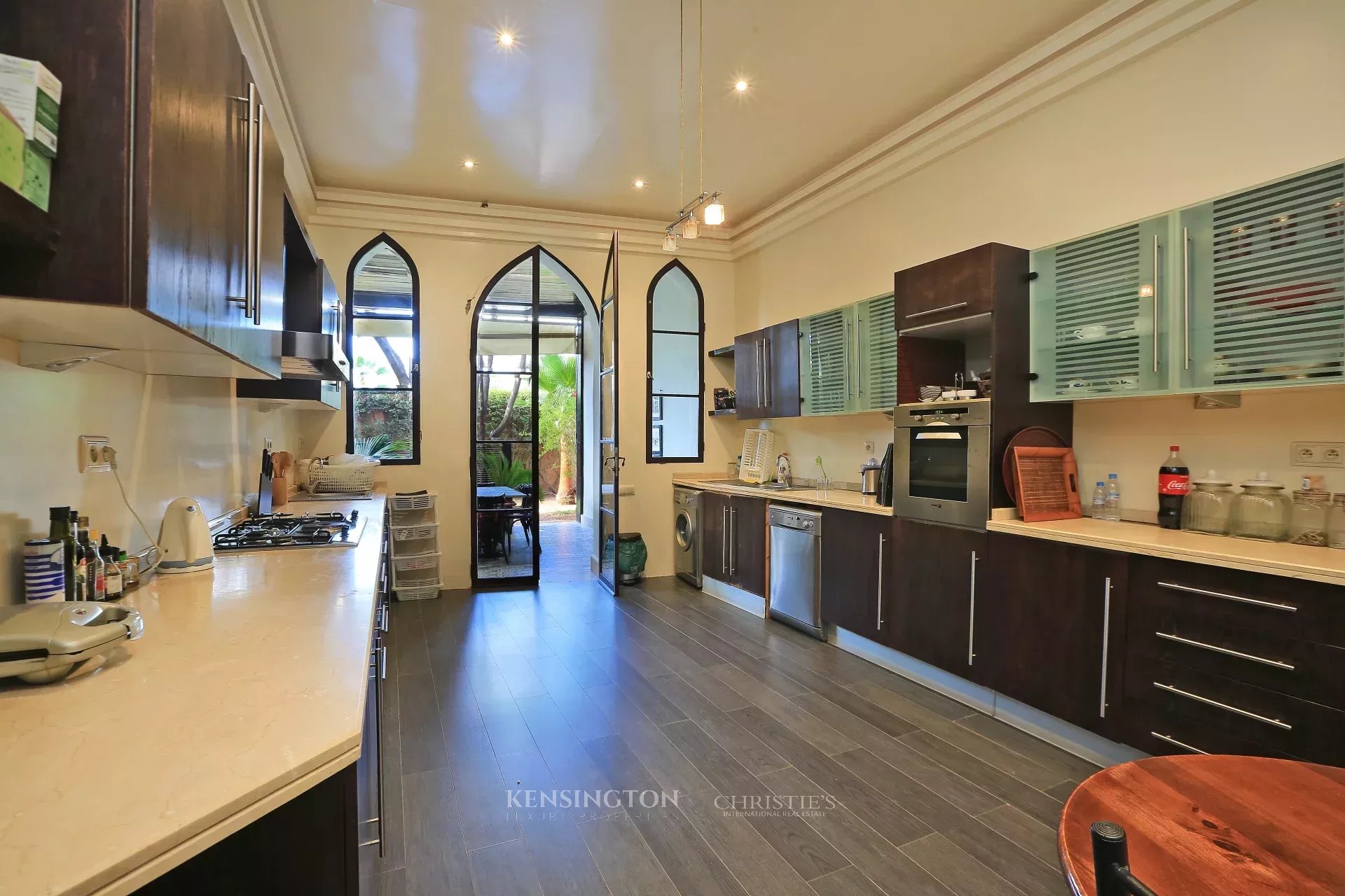 6 Bedroom Villa/Townhouse's Image 13