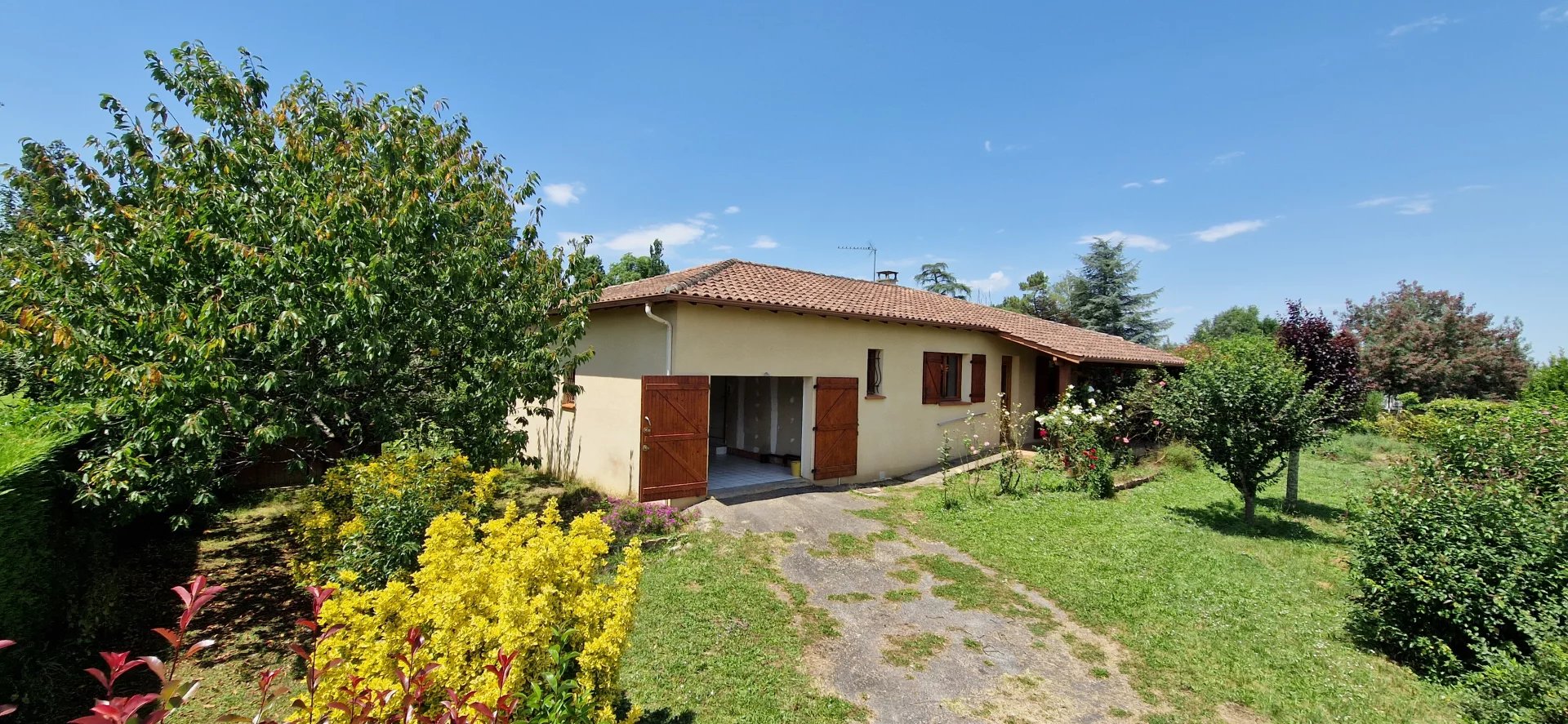 Maison de 90m2 de plain-pied avec garage et jardin - Masseube (32140)