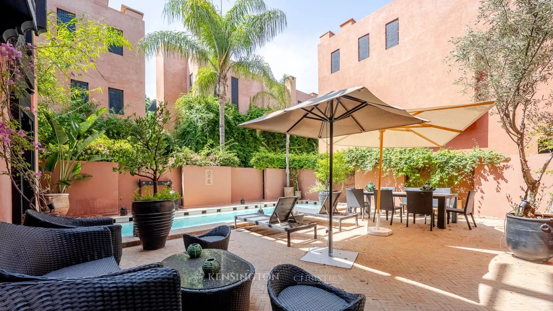 4 Bedroom Villa/Townhouse's Image 15