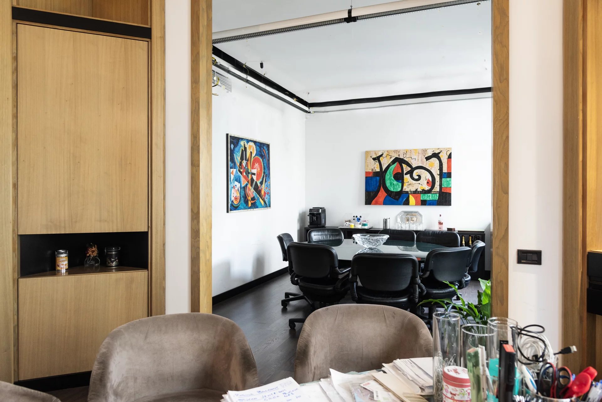 Eleganza e Centralità: Ufficio di Rappresentanza