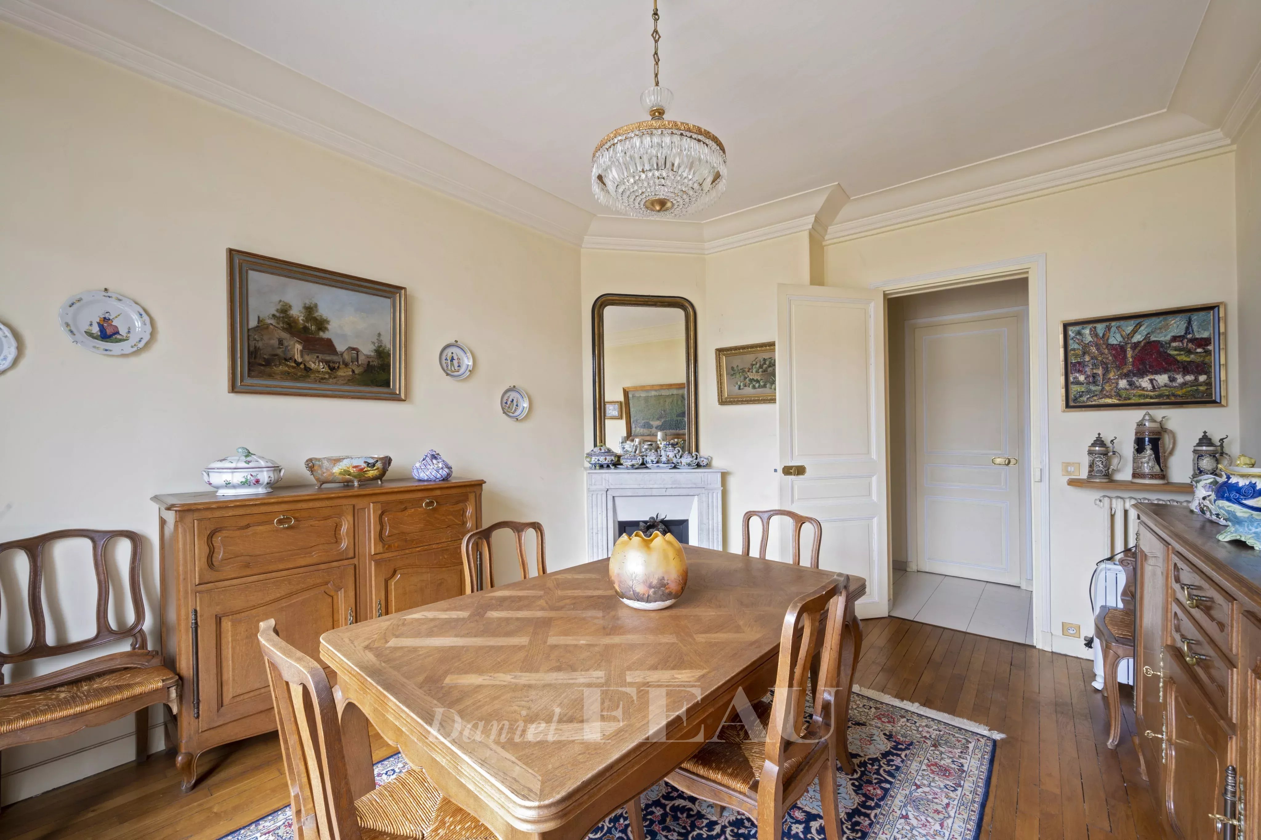 Sale Apartment Paris 7th