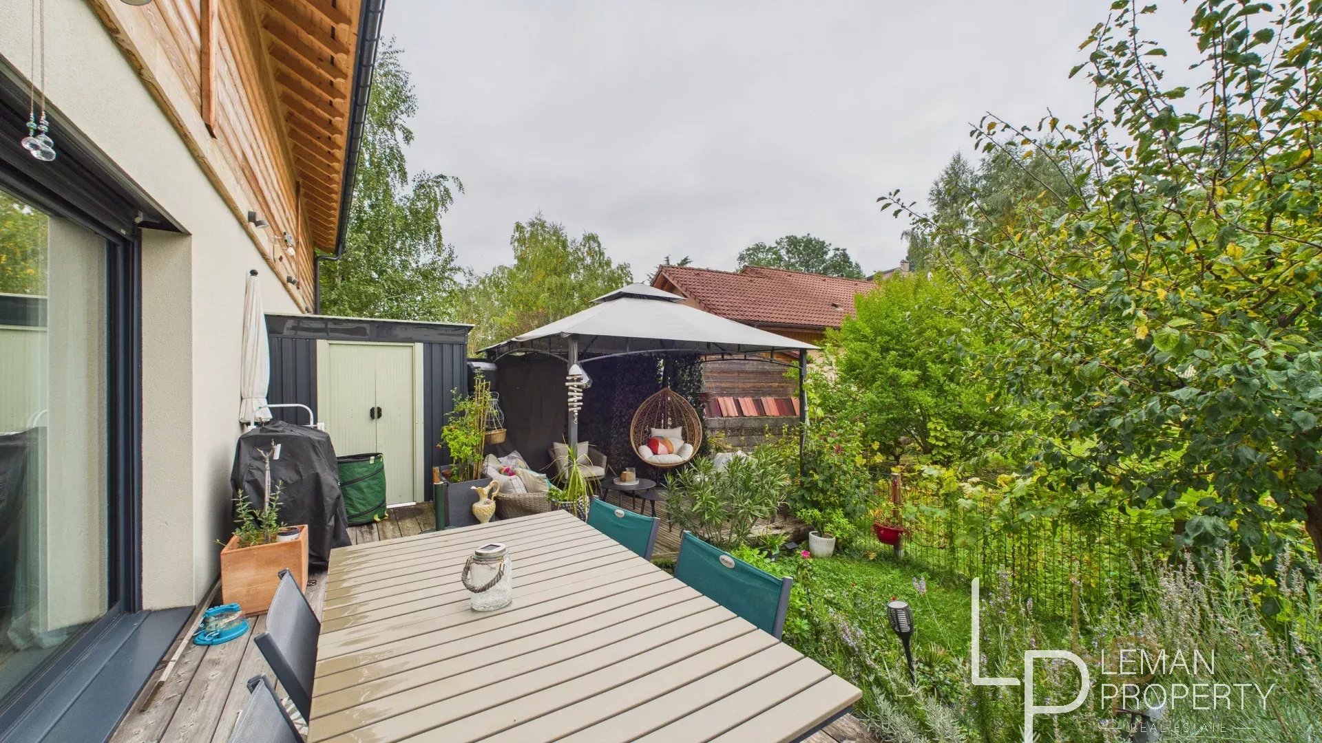 maison de 110 m2 comprenant 4 pièces