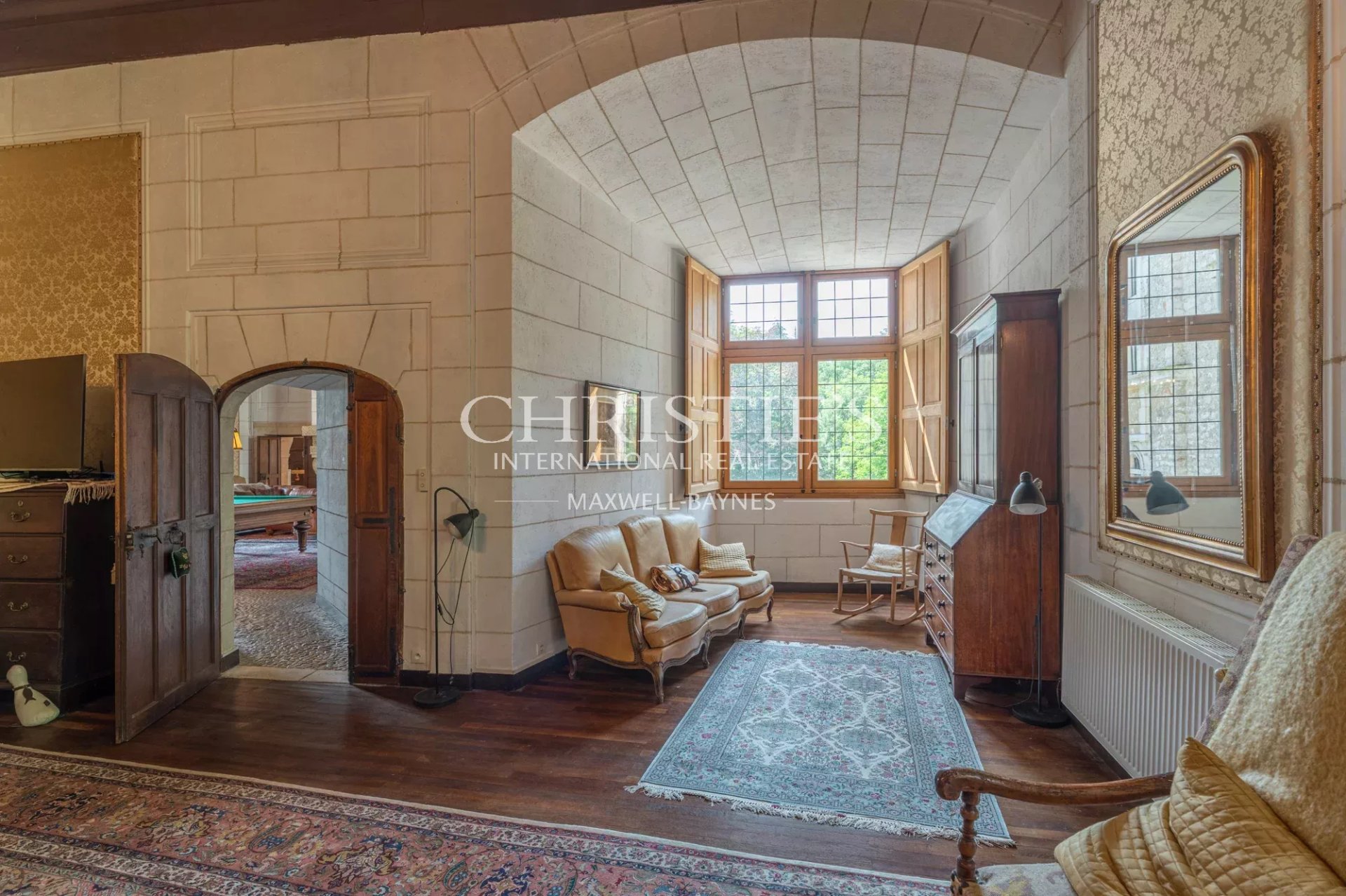 9 Bedroom Chateau's Image 17