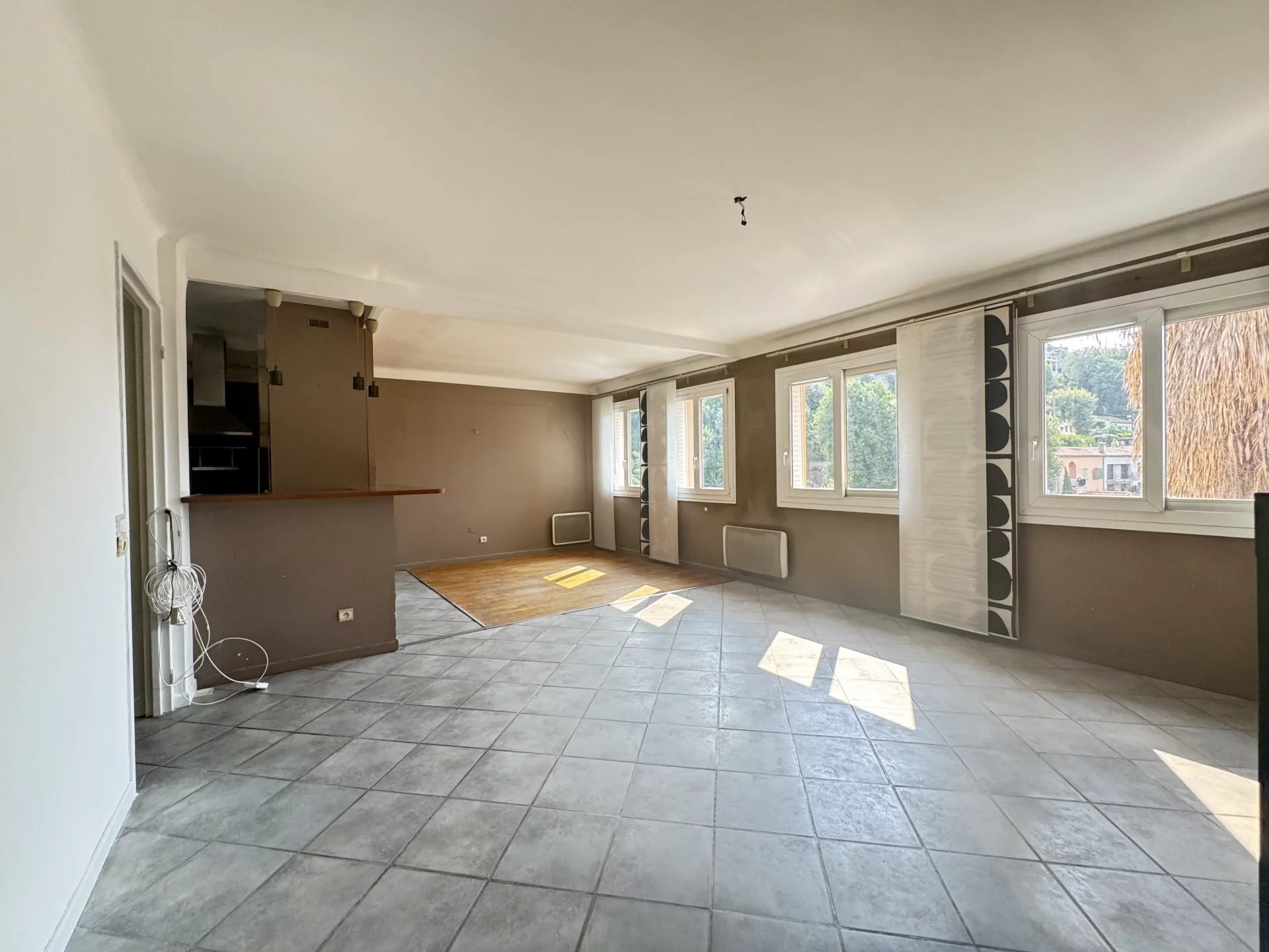 Appartement lumineux de 3 pièces au Haut-de-Cagnes