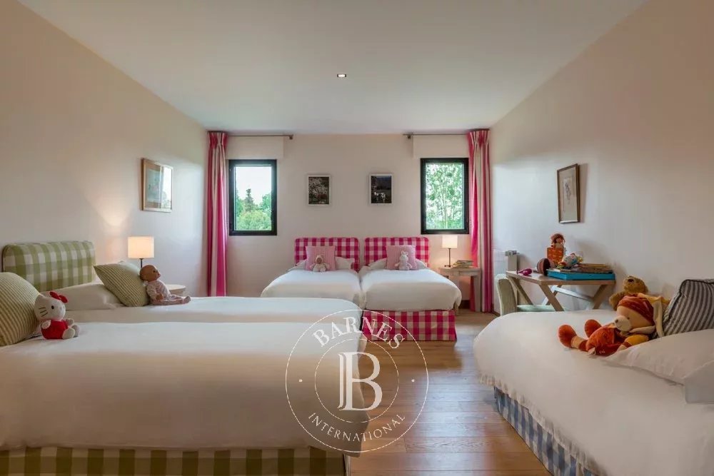 Deauville  - Property 8 Bedrooms - picture 10