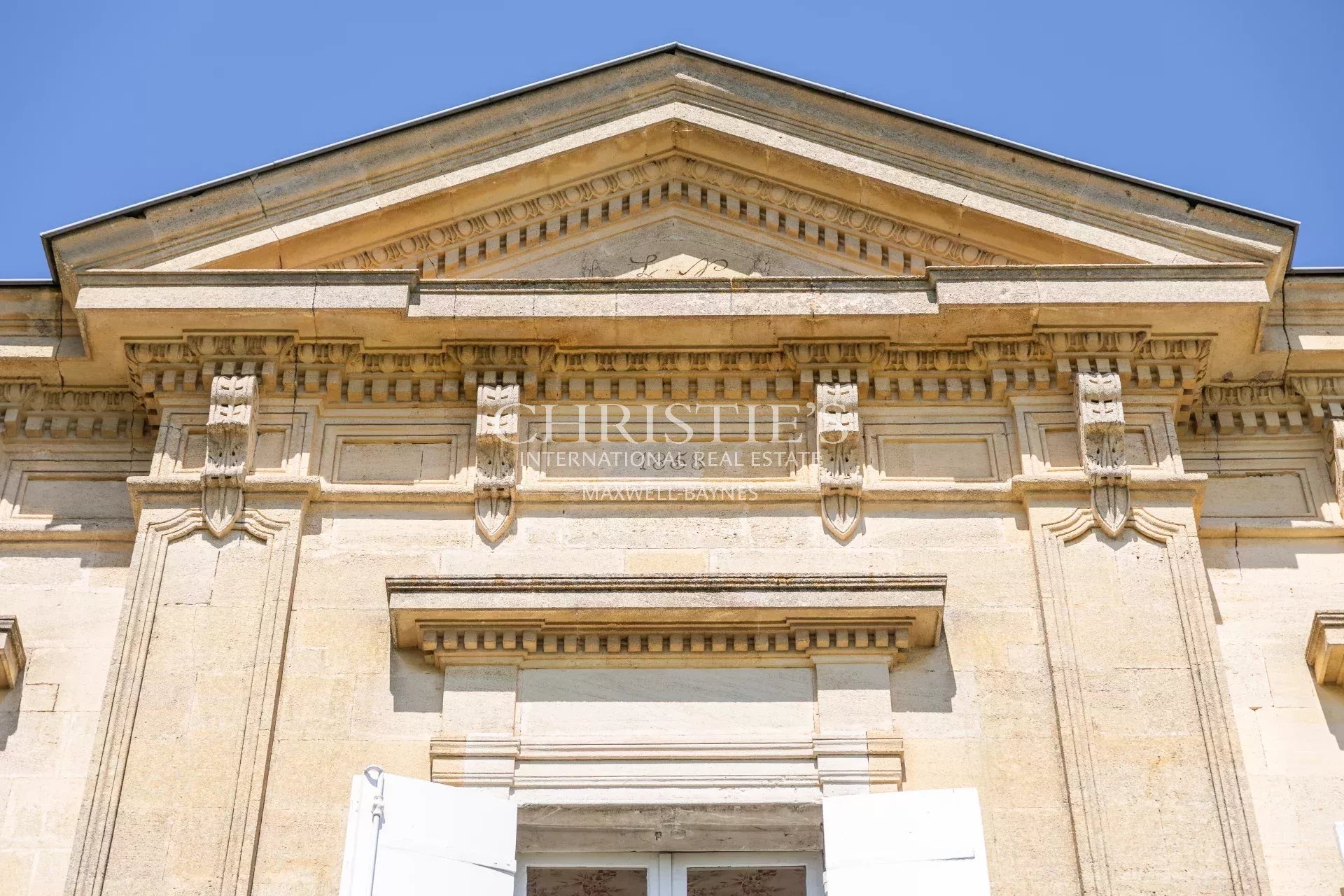 6 Bedroom Chateau's Image 6