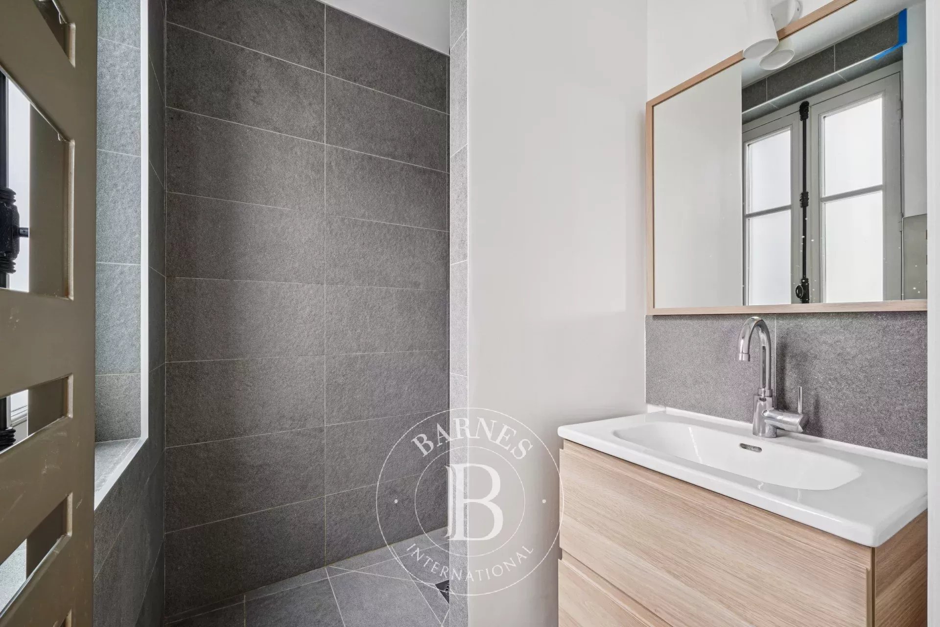 Daire Paris 7ème - picture 13