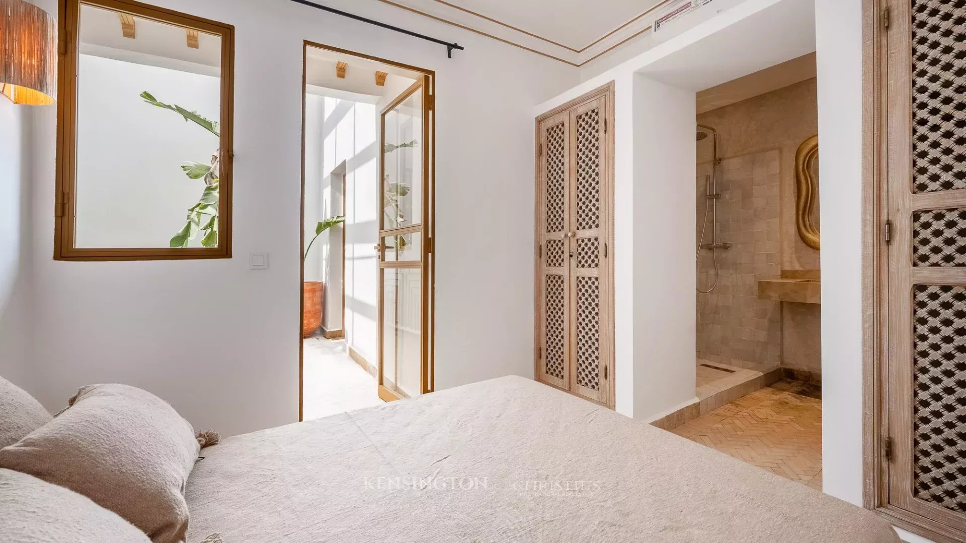 5 Bedroom Villa/Townhouse's Image 14
