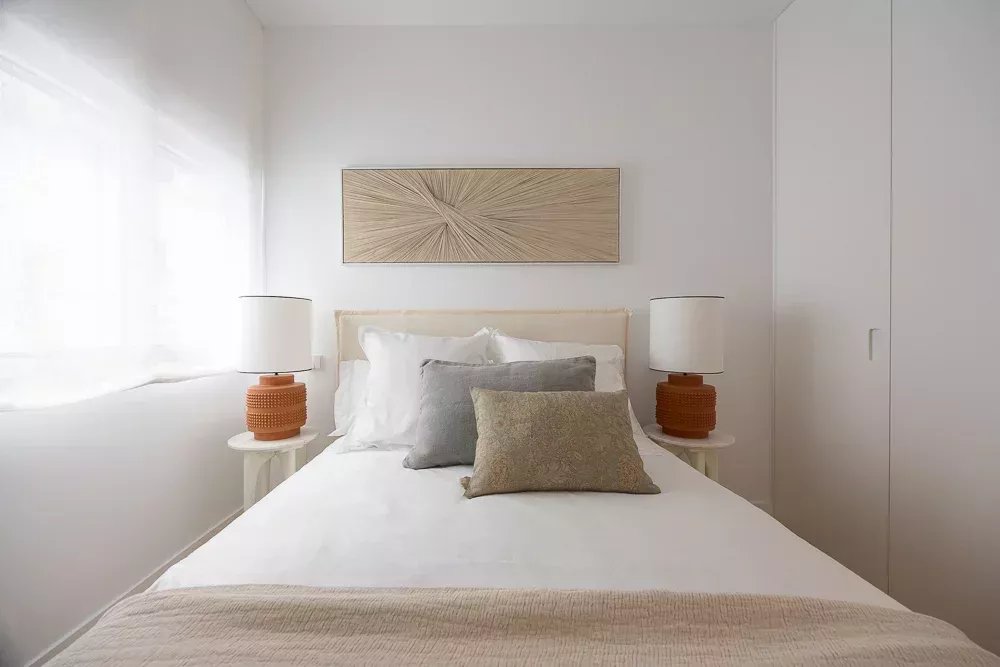 Fully Renovated Apartment in the Heart of Salamanca - picture 32