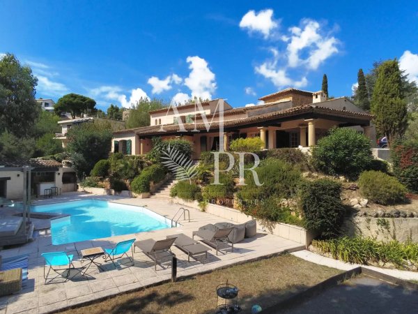 SUPER CANNES PROVENCAL VILLA WITH SEA VIEW — photo 4