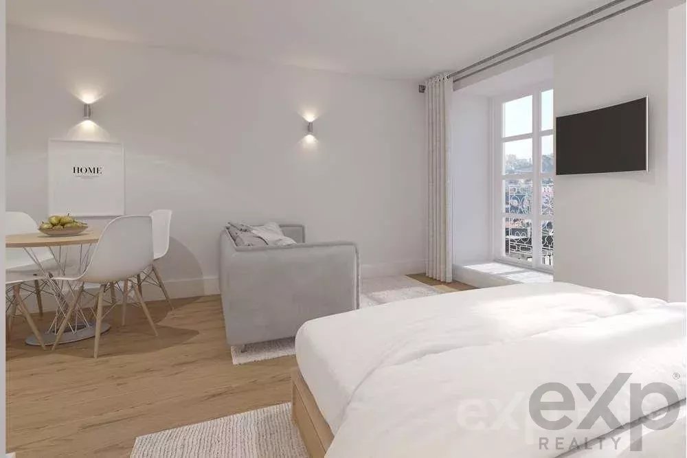 Apartamento T1+T0 (Loft) com Varanda próximo ao Rio Douro em Vila Nova de Gaia