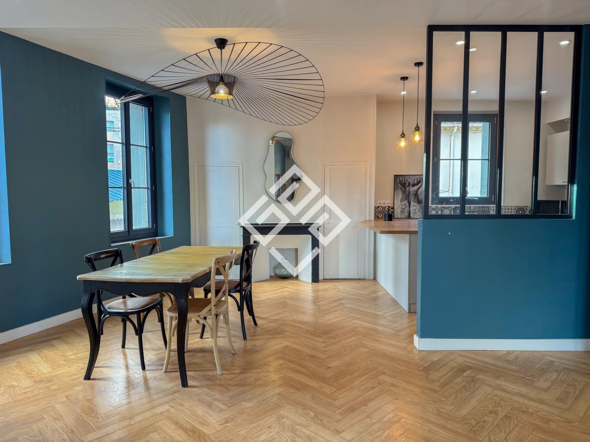 Appartement T4 centre ville avec terrasse, garage, bureau