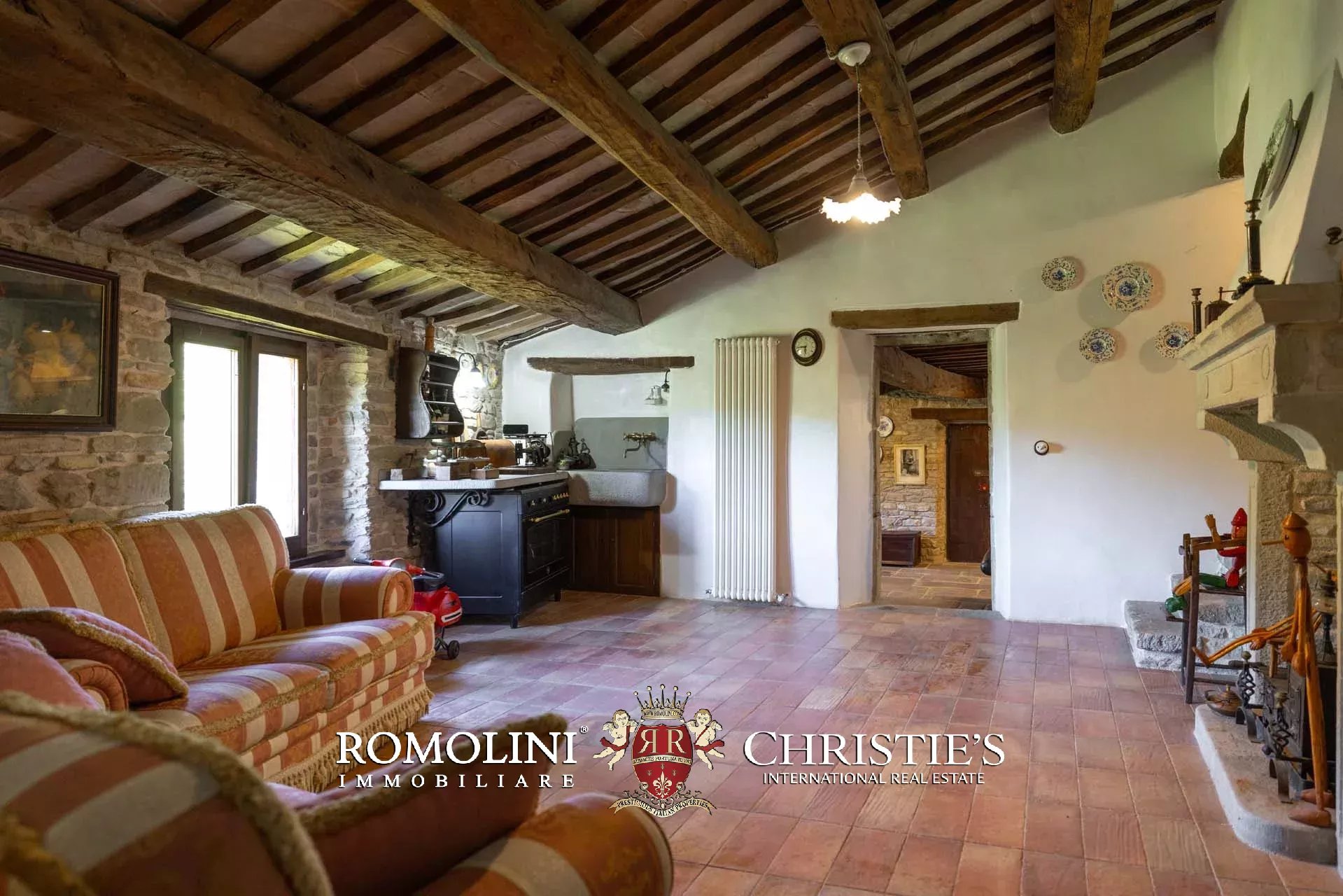 10 Bedroom Chateau's Image 29