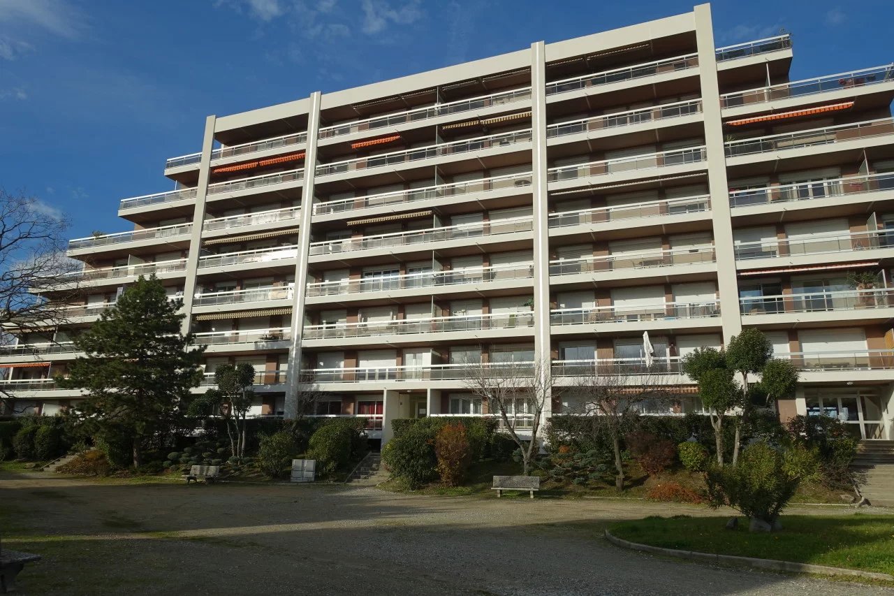APPARTEMENT T4 DE 81,89 M² avec Terrasse et Parking — photo 10