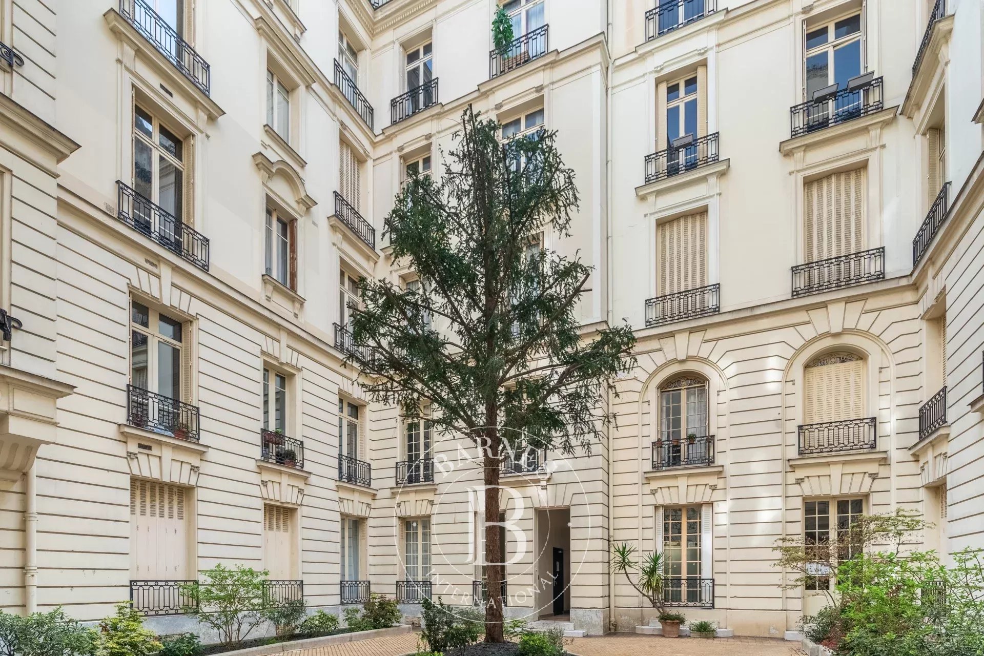 Daire Paris 16ème - picture 18