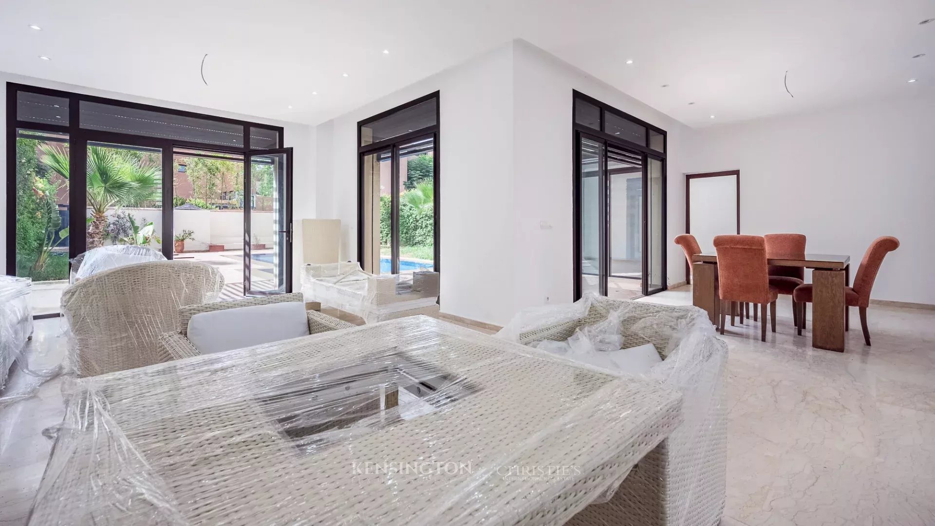 3 Bedroom Villa/Townhouse's Image 4