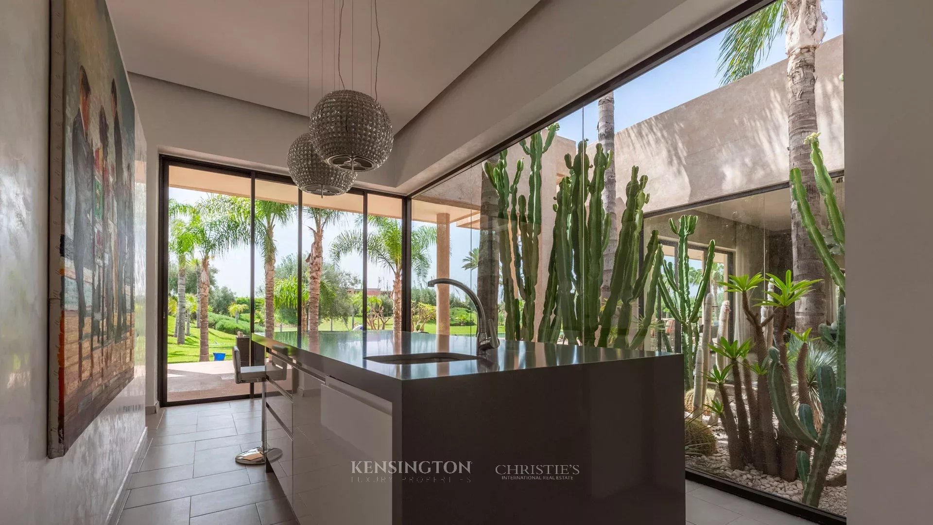 6 Bedroom Villa/Townhouse's Image 12