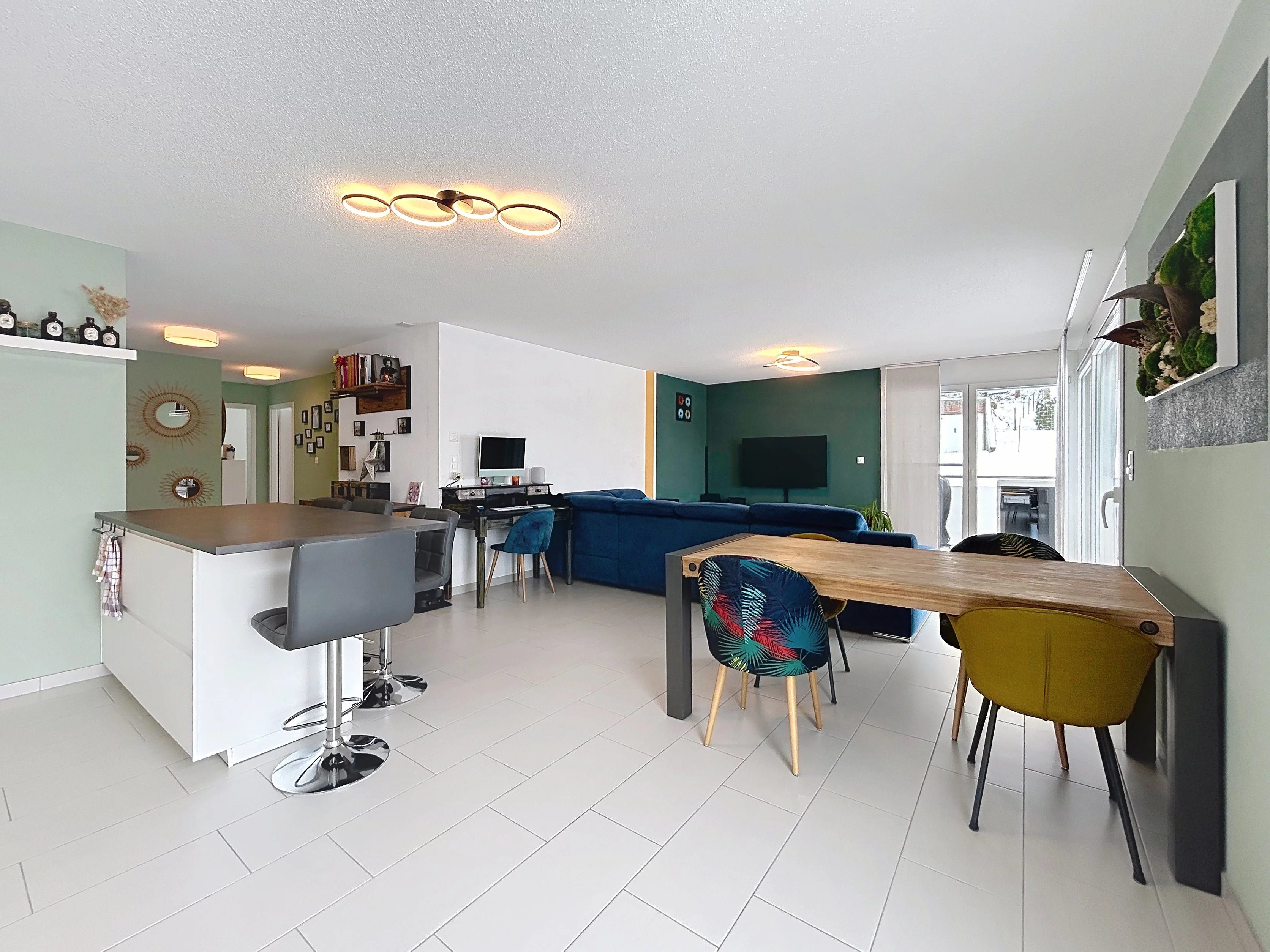 Spacieux et lumineux 4.5 pièces idéalement situé