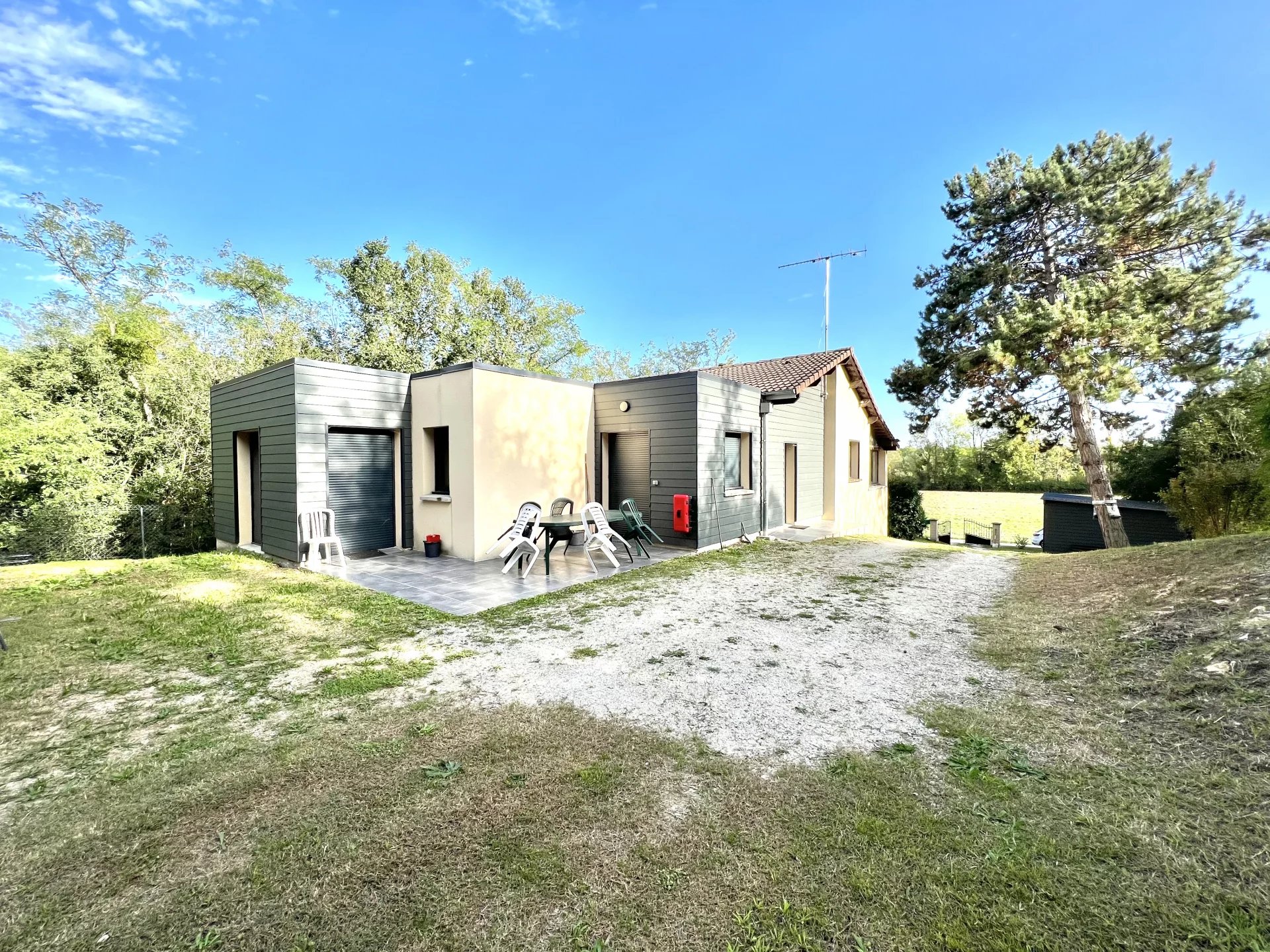 EXCLUSIVITÉ - Maison F5 de 105,80 m2 meublée