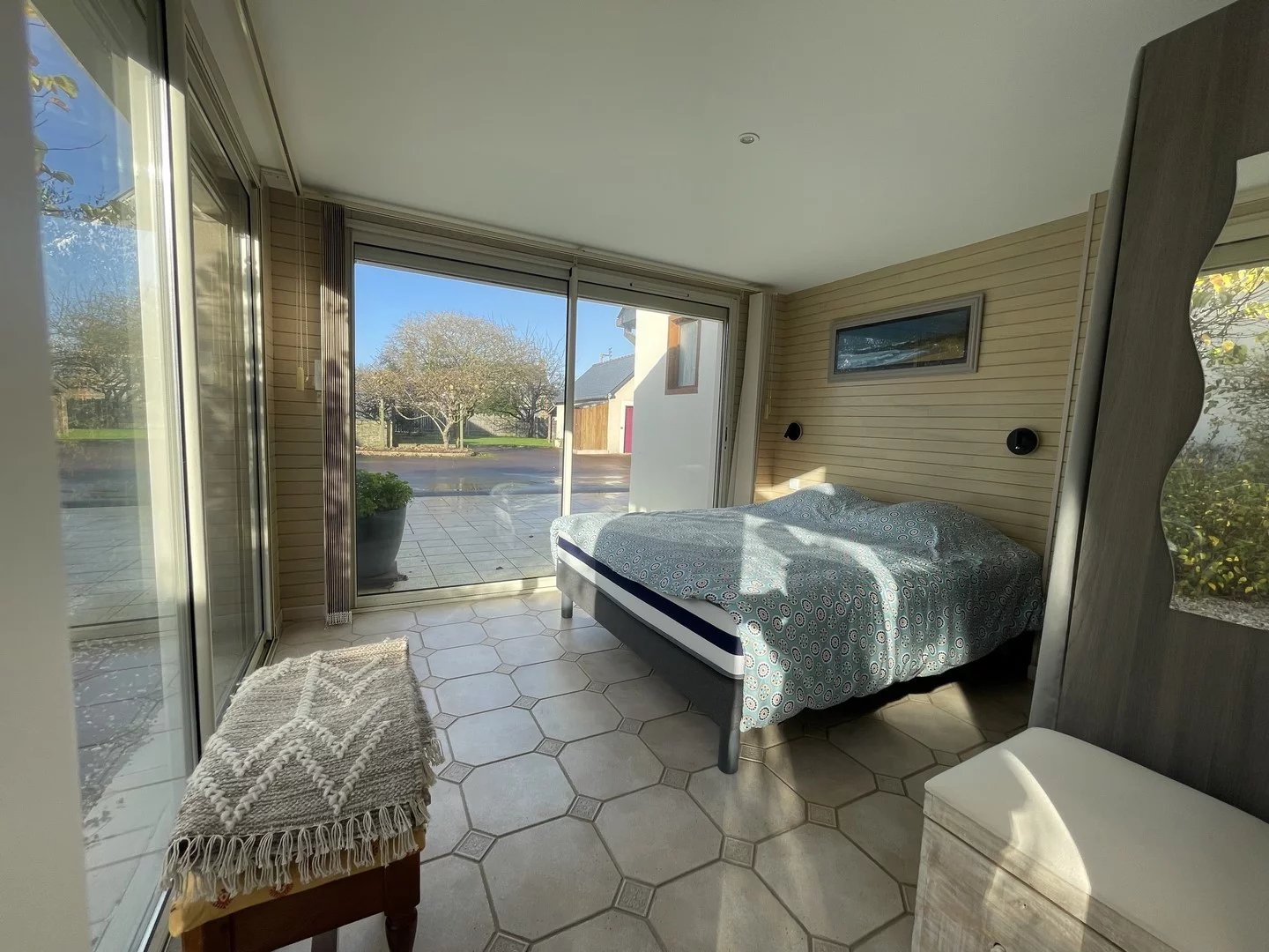 RARE MAISON EN PIERRES LA VICOMTE/RANCE