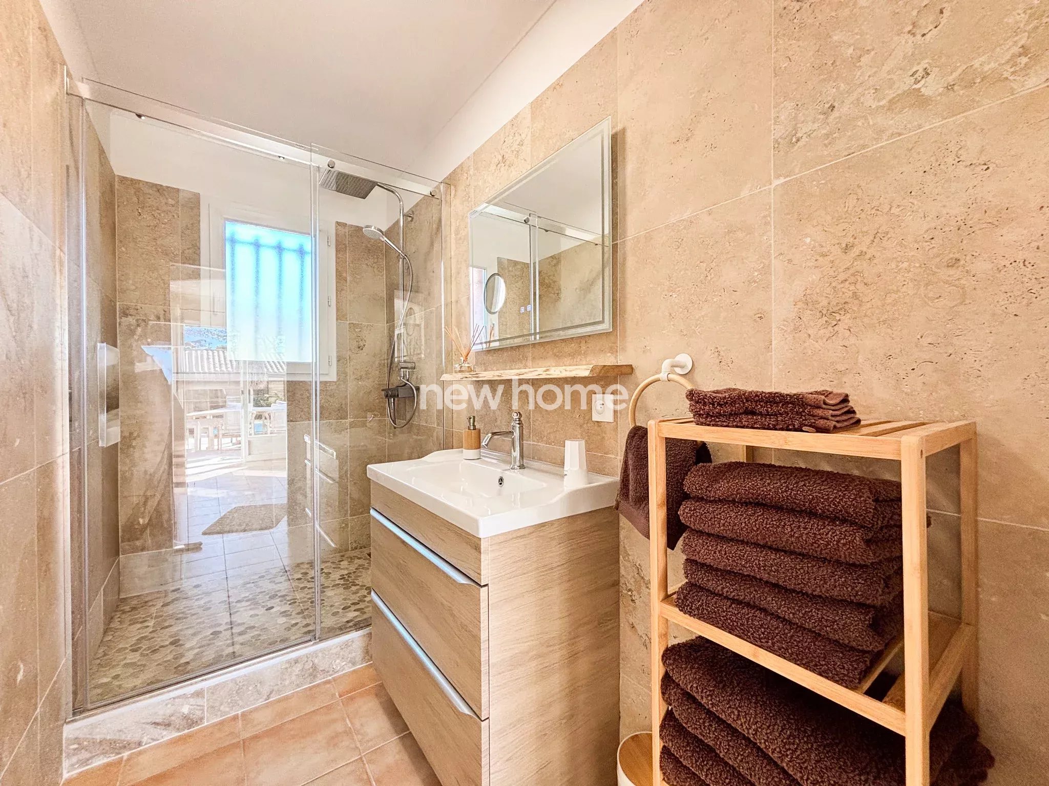 Villa provençale de 214 m²  proche du centre de Lorgues