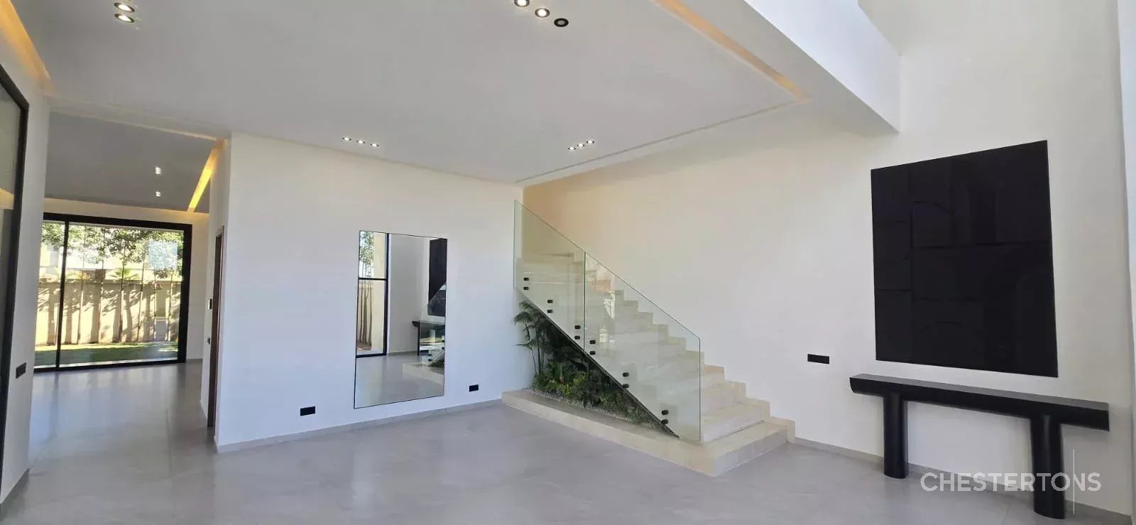 Image of Villa - 5 Bedrooms for Sale in Marrakech-Ménara-Marrakech-Morocco, Image 8