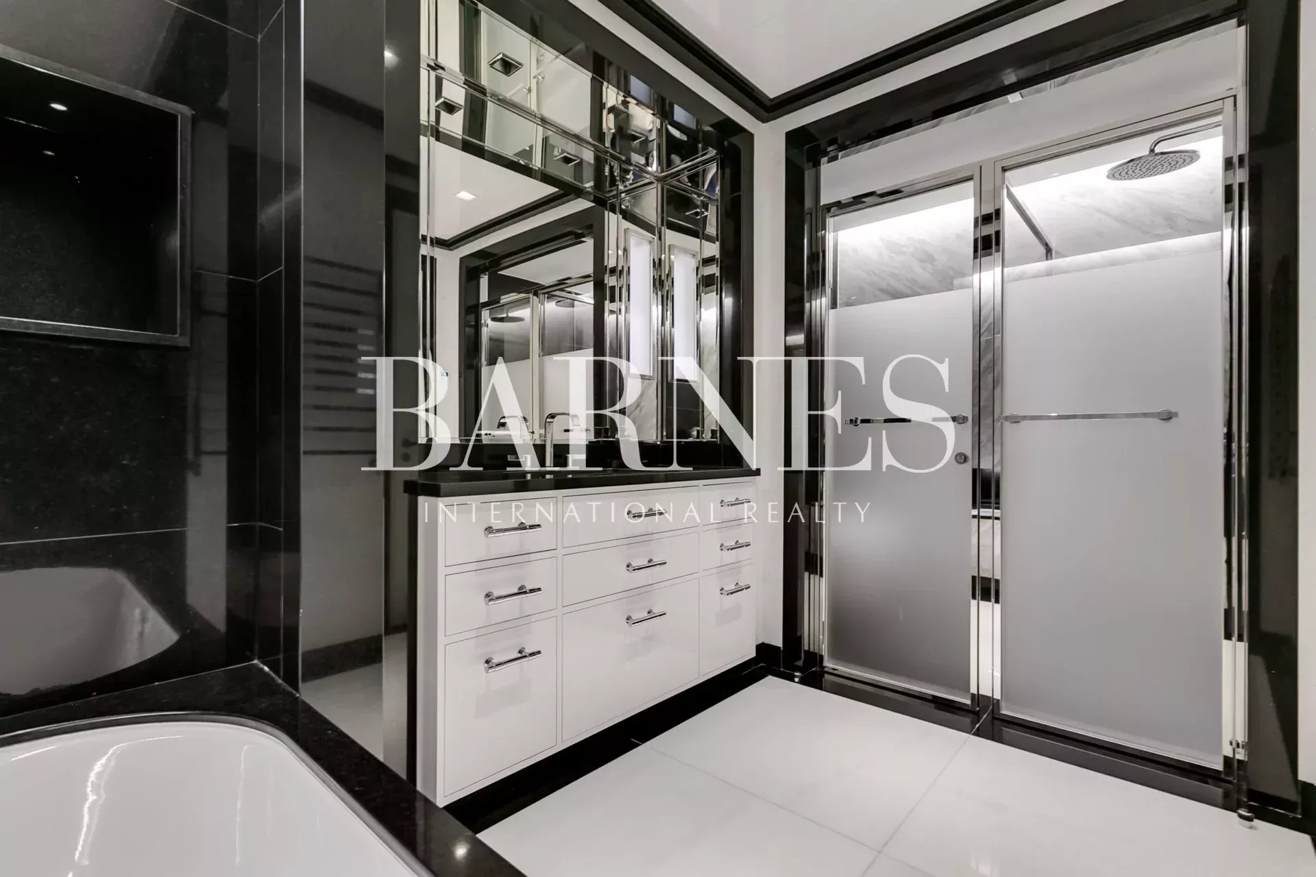 Daire Madrid - picture 40