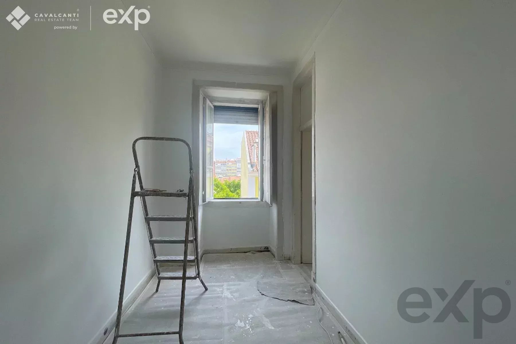 T2 WITH TEJO VIEW IN GRAÇA | AUTHENTIC CHARM IN THE HEART OF LISBON 87114945 image 13