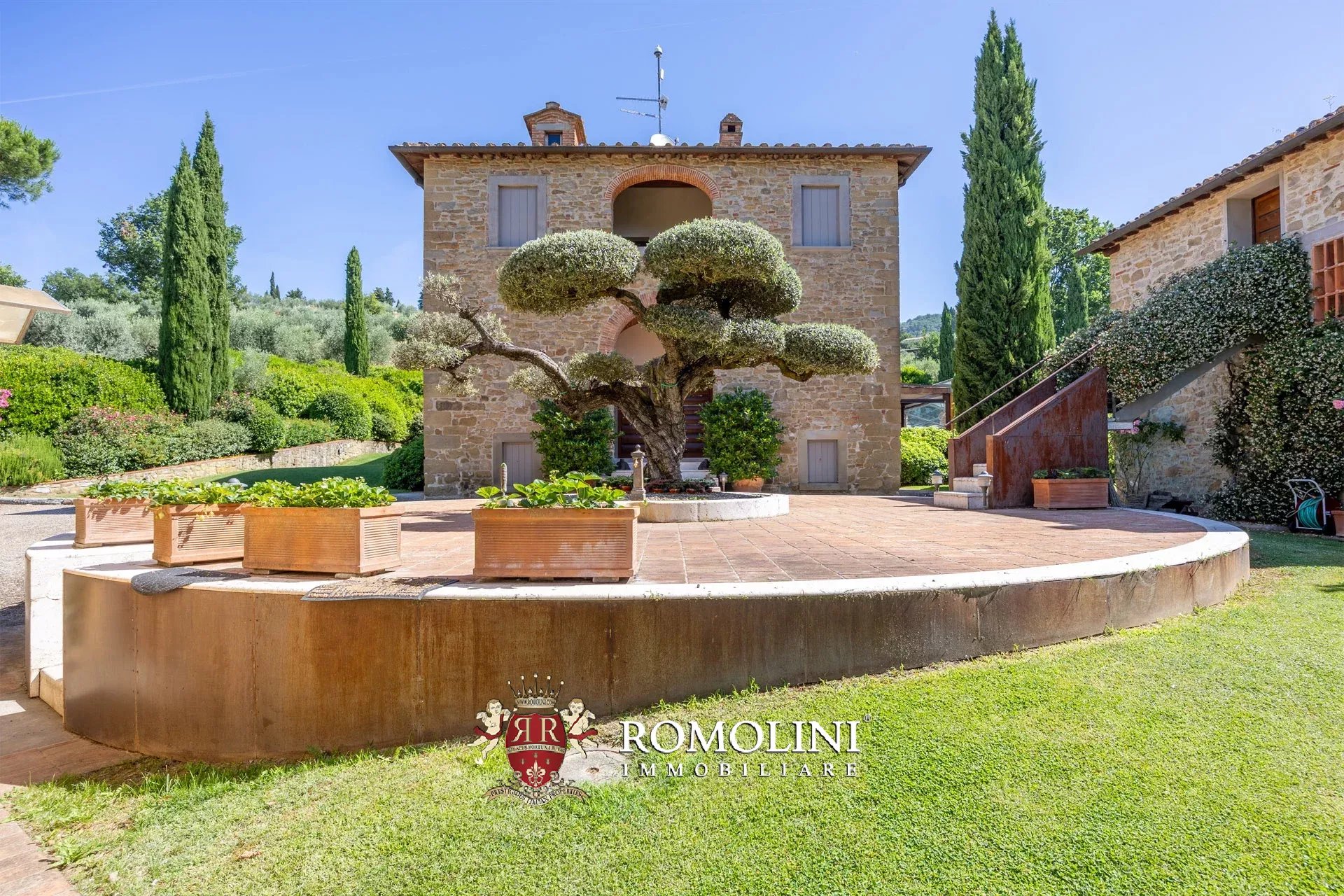 4 Bedroom Villa/Townhouse's Image 17