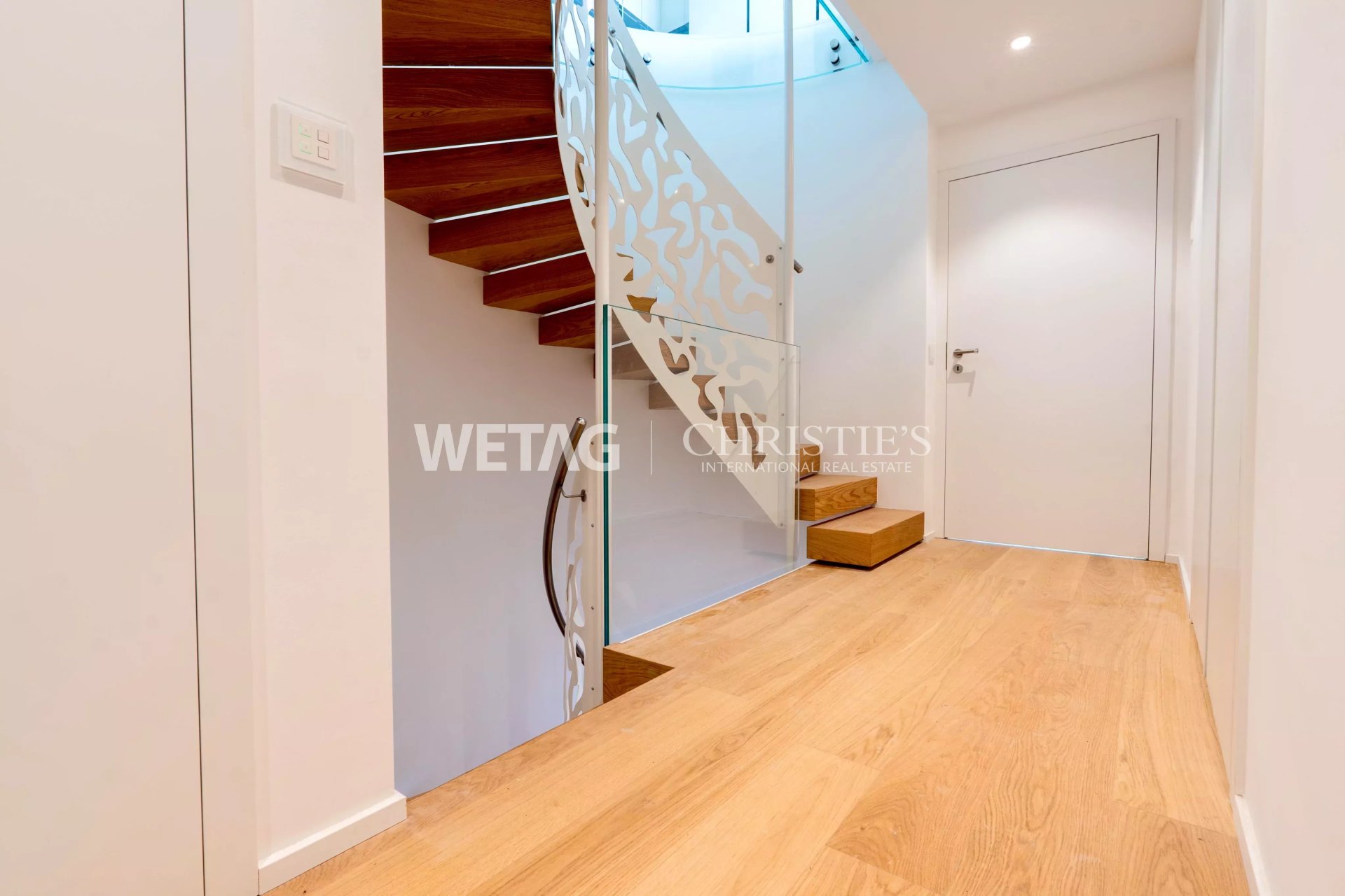 4 Bedroom Villa/Townhouse's Image 6
