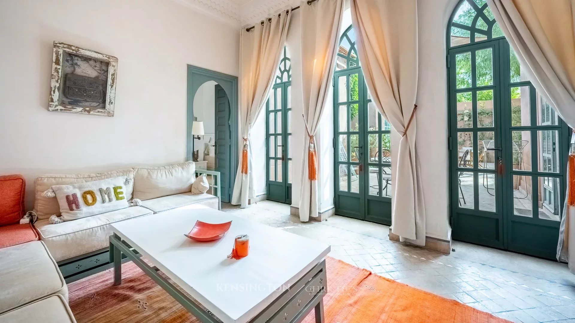 4 Bedroom Villa/Townhouse's Image 9