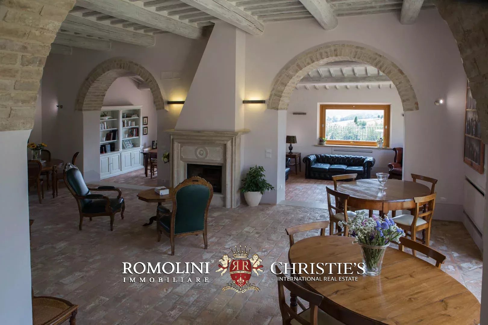 15 Bedroom Vineyard's Image 65