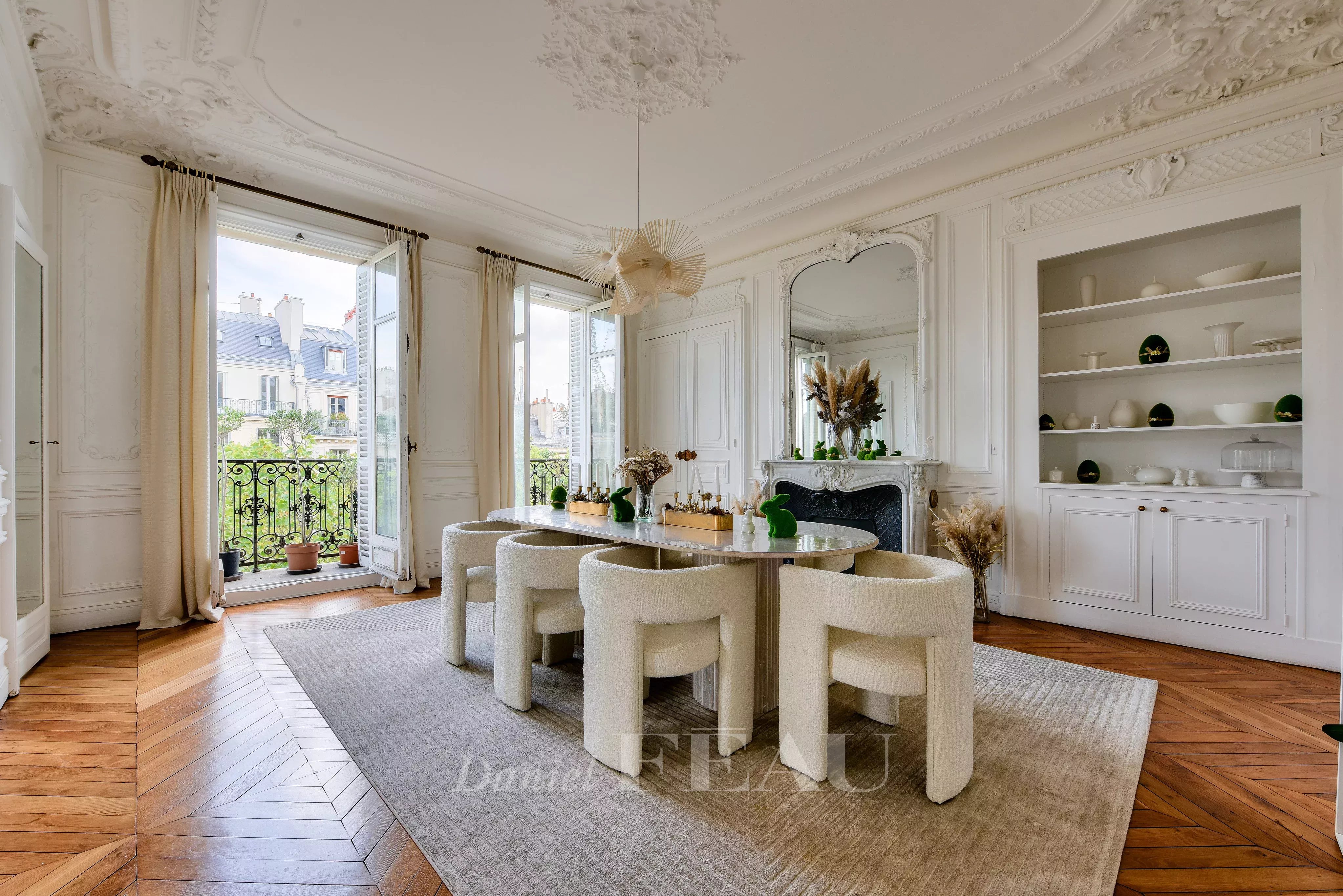 Location Appartement Paris 8ème
