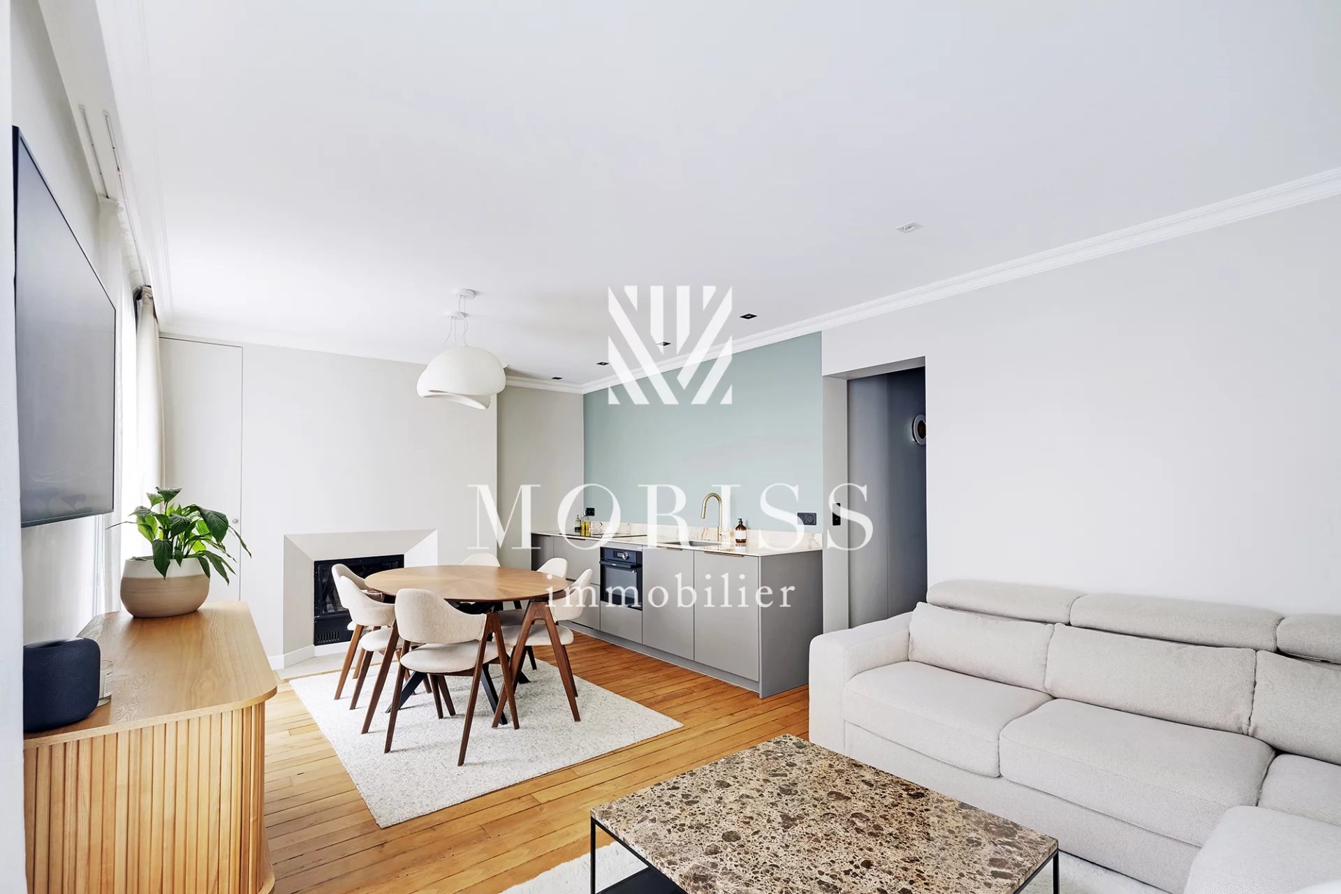 APPARTEMENT 2 PIECES - COEUR DES BATIGNOLLES - Image Array