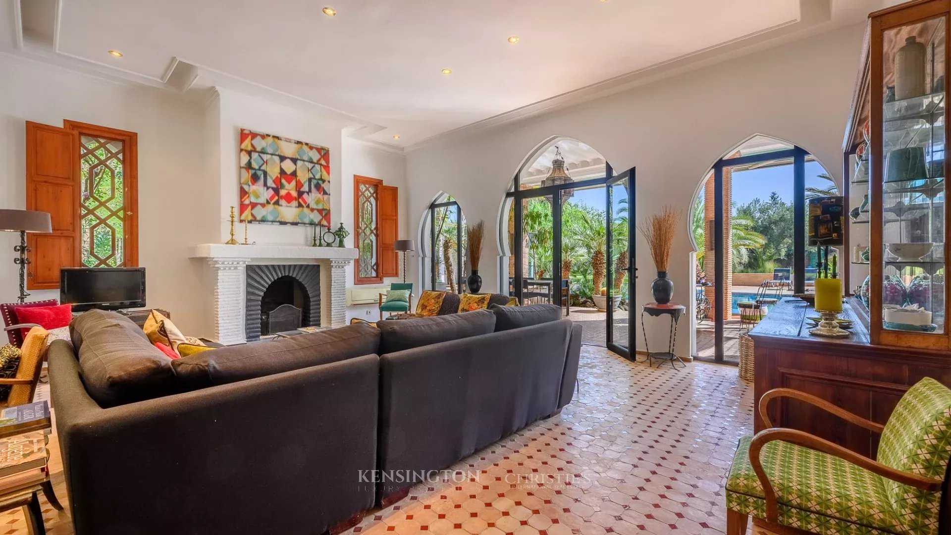 5 Bedroom Villa/Townhouse's Image 8