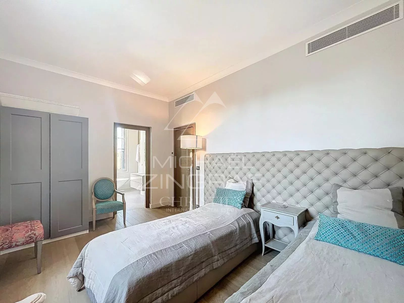 3 Bedroom Apartment/Flat's Image 4