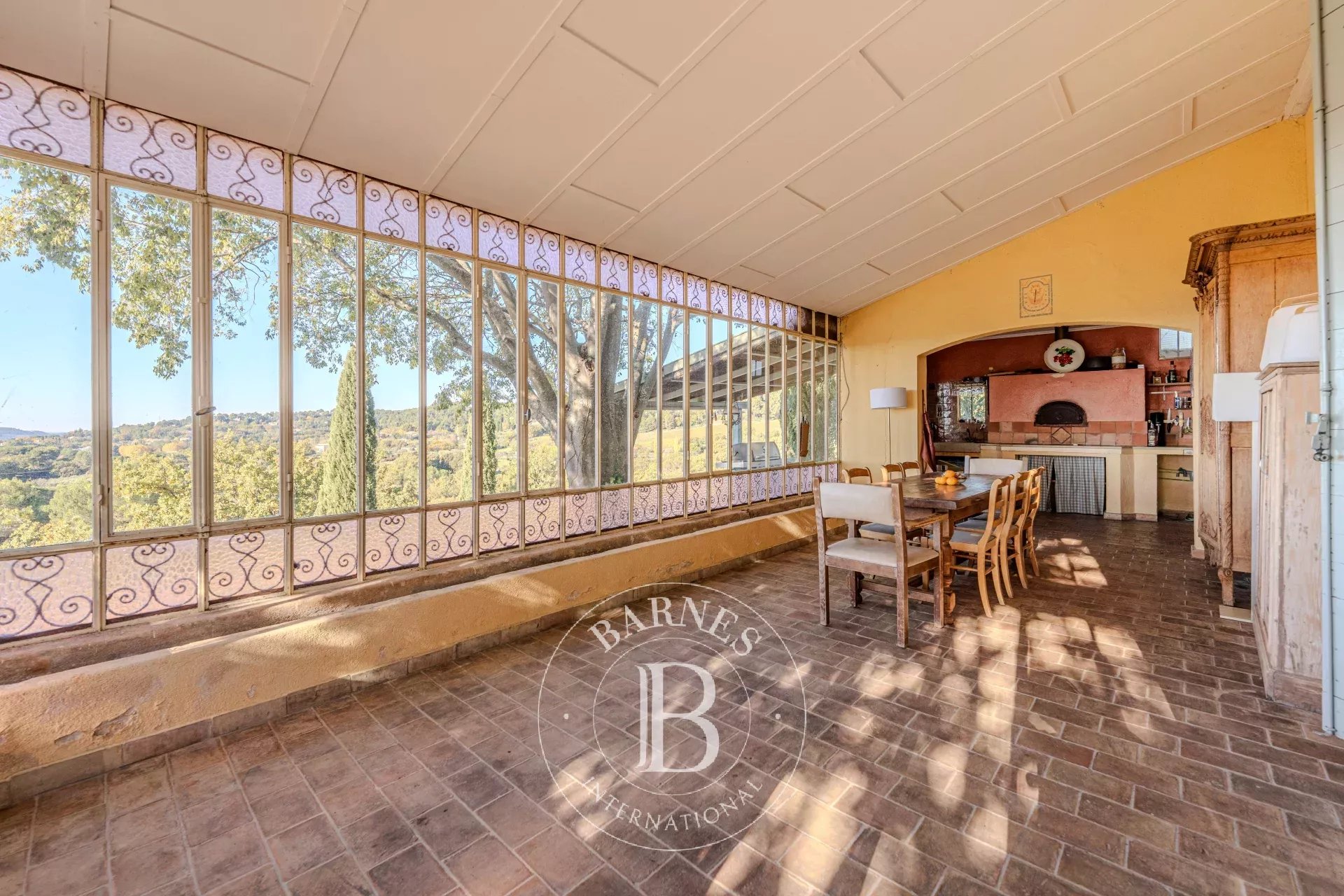 Kirevi Aix-en-Provence - picture 25