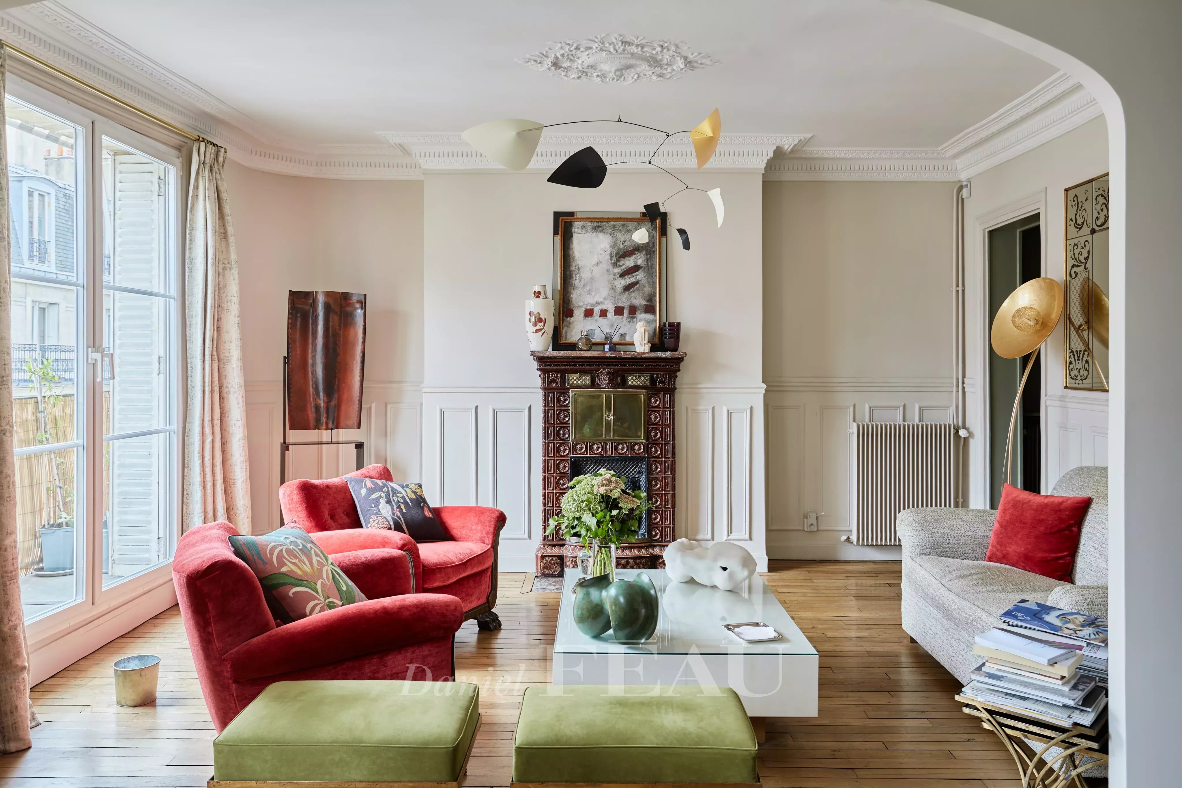 Salon avec balcon