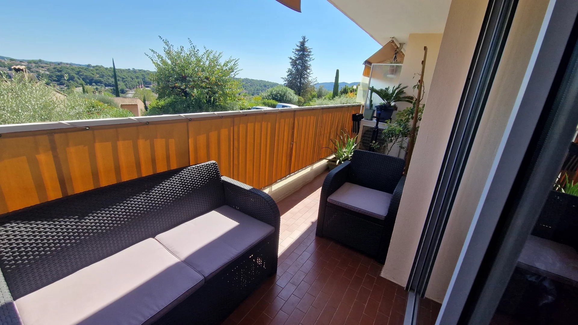 06130 GRASSE APPARTEMENT