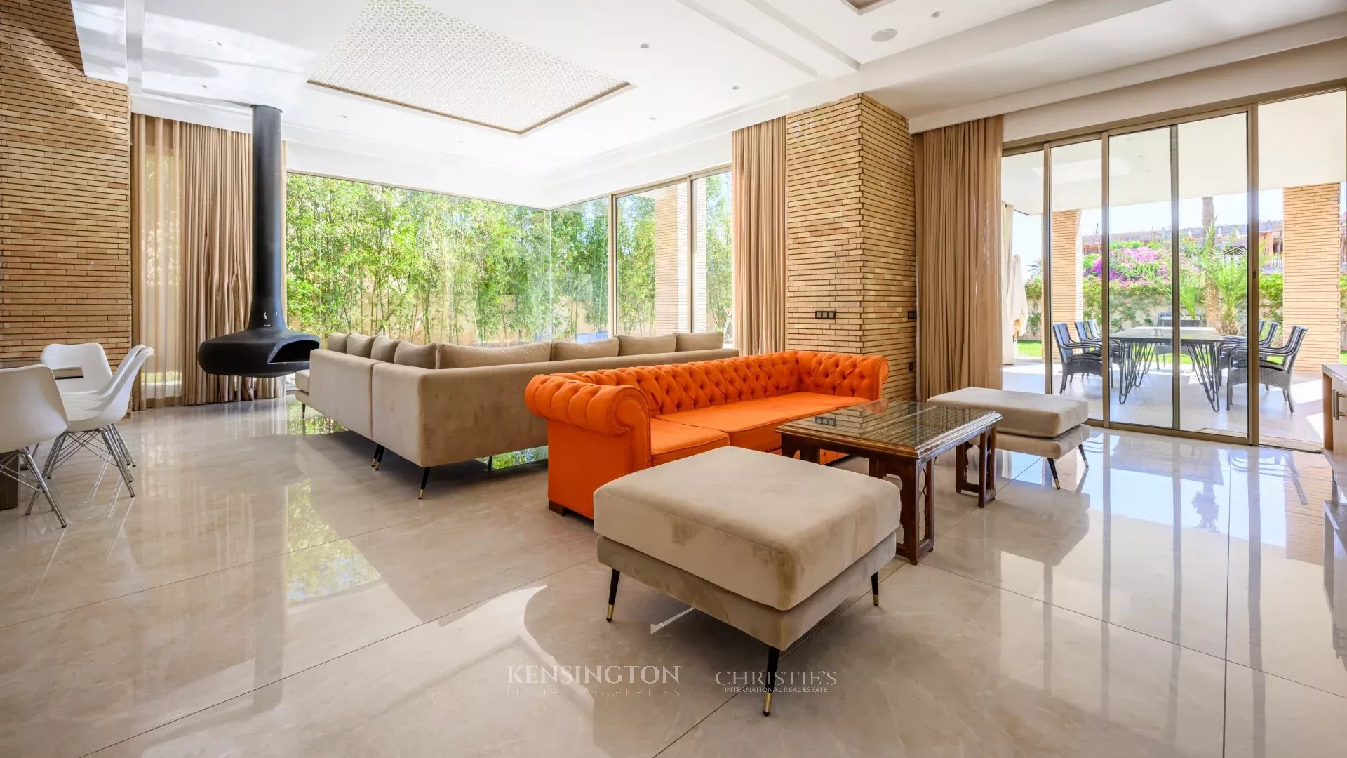 5 Bedroom Villa/Townhouse's Image 11
