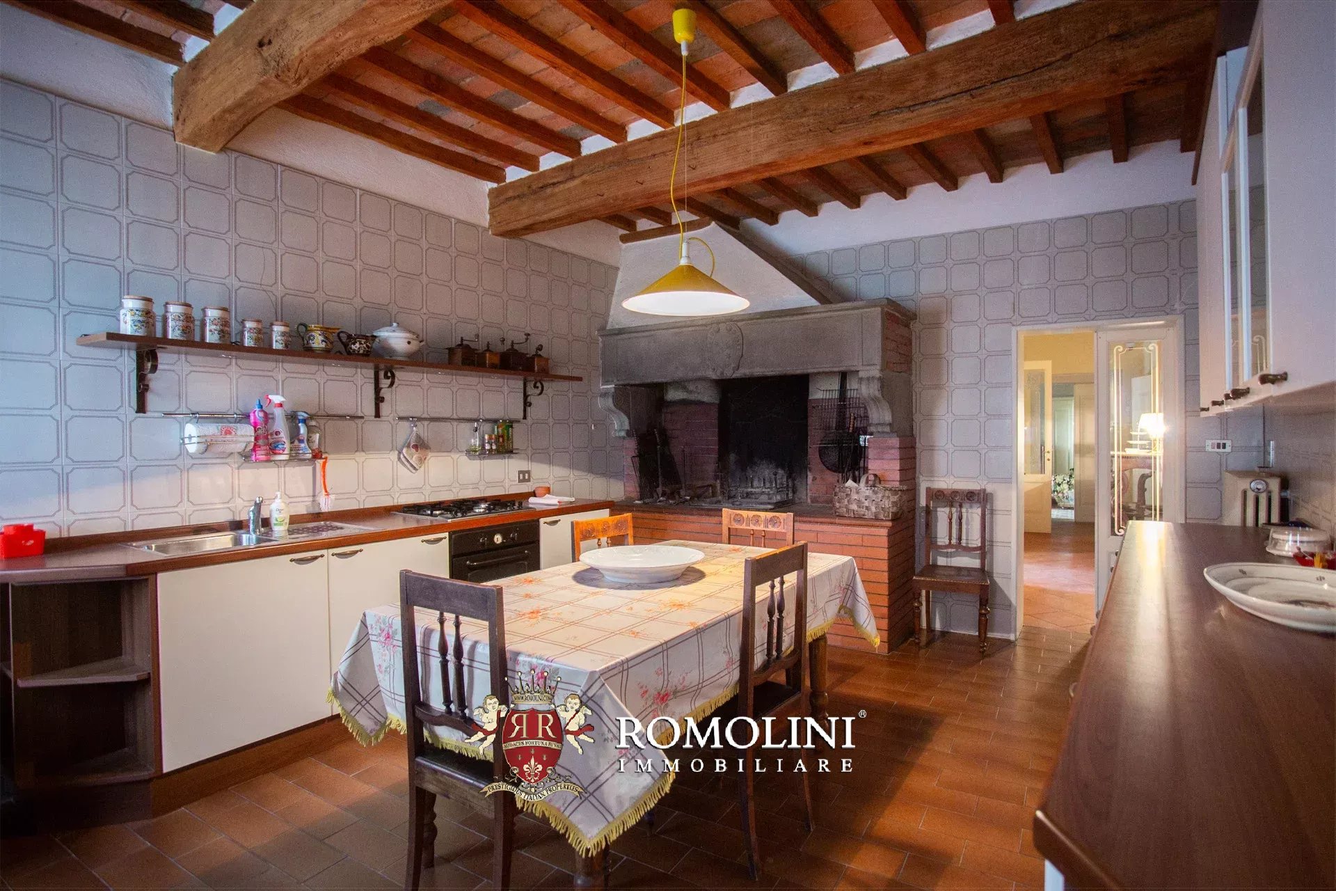 7 Bedroom Villa/Townhouse's Image 25