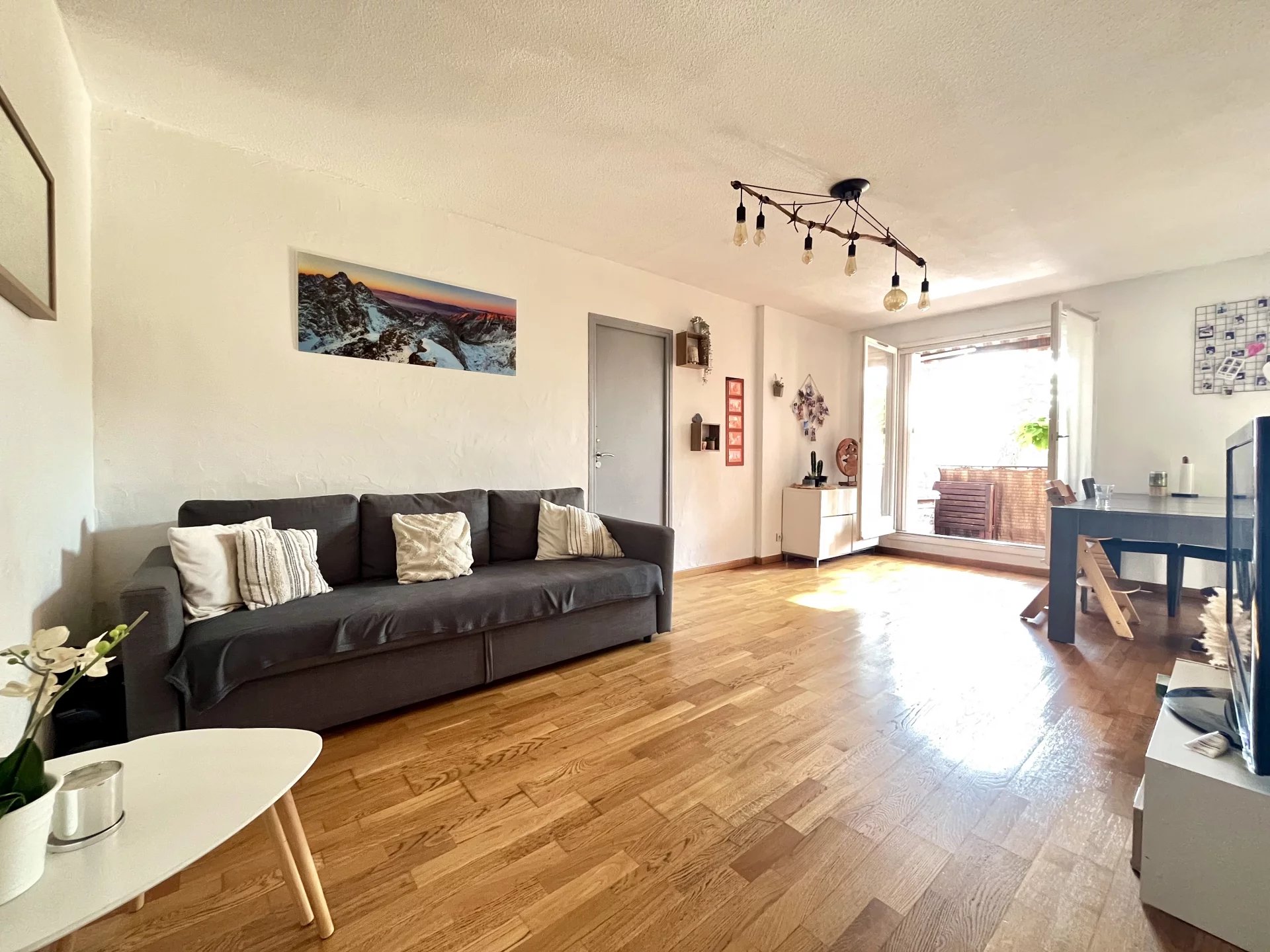 4 PIECES - ST PIERRE DE FERIC - TERRASSE - GARAGE