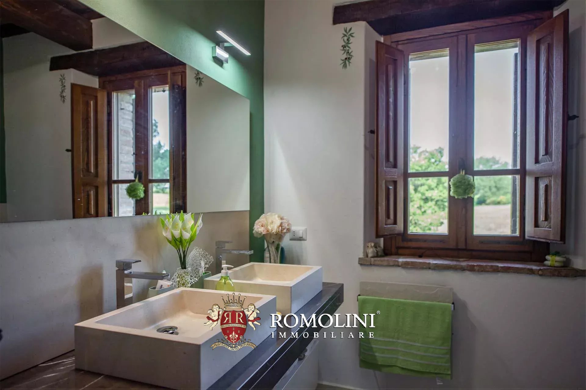 4 Bedroom Villa/Townhouse's Image 72